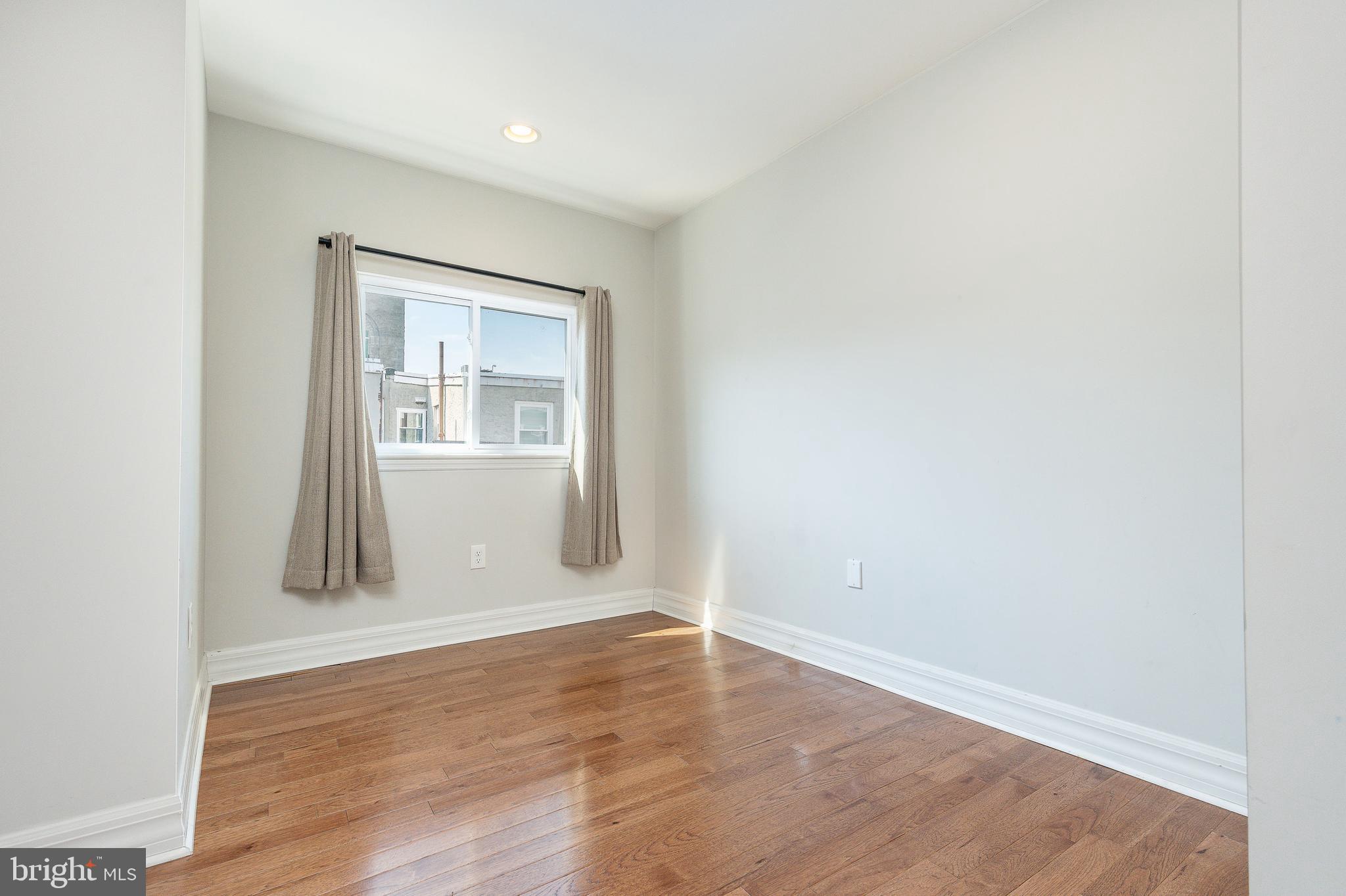 NEWBOLD - Residential