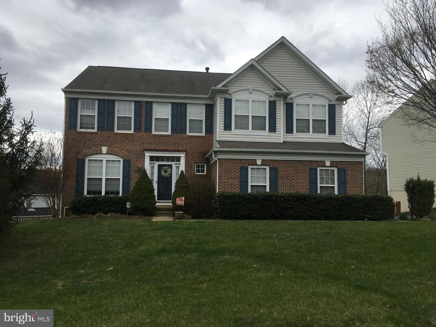 This stunning 3 level home has 6 bedrooms & 3.5 baths, with 4,612 finished sq. ft. Hardwood floors, kitchen , Corian counters, Sunroom off kitchen leads to inviting deck. Family room with gas FP off kitchen, Finished walkout basement in lower level features two full bedrooms with full bath.  Fully fenced rear yard. Community pool. Long term lease acceptable. Pets case by case. Close to major commuter routes and NOVA military bases.