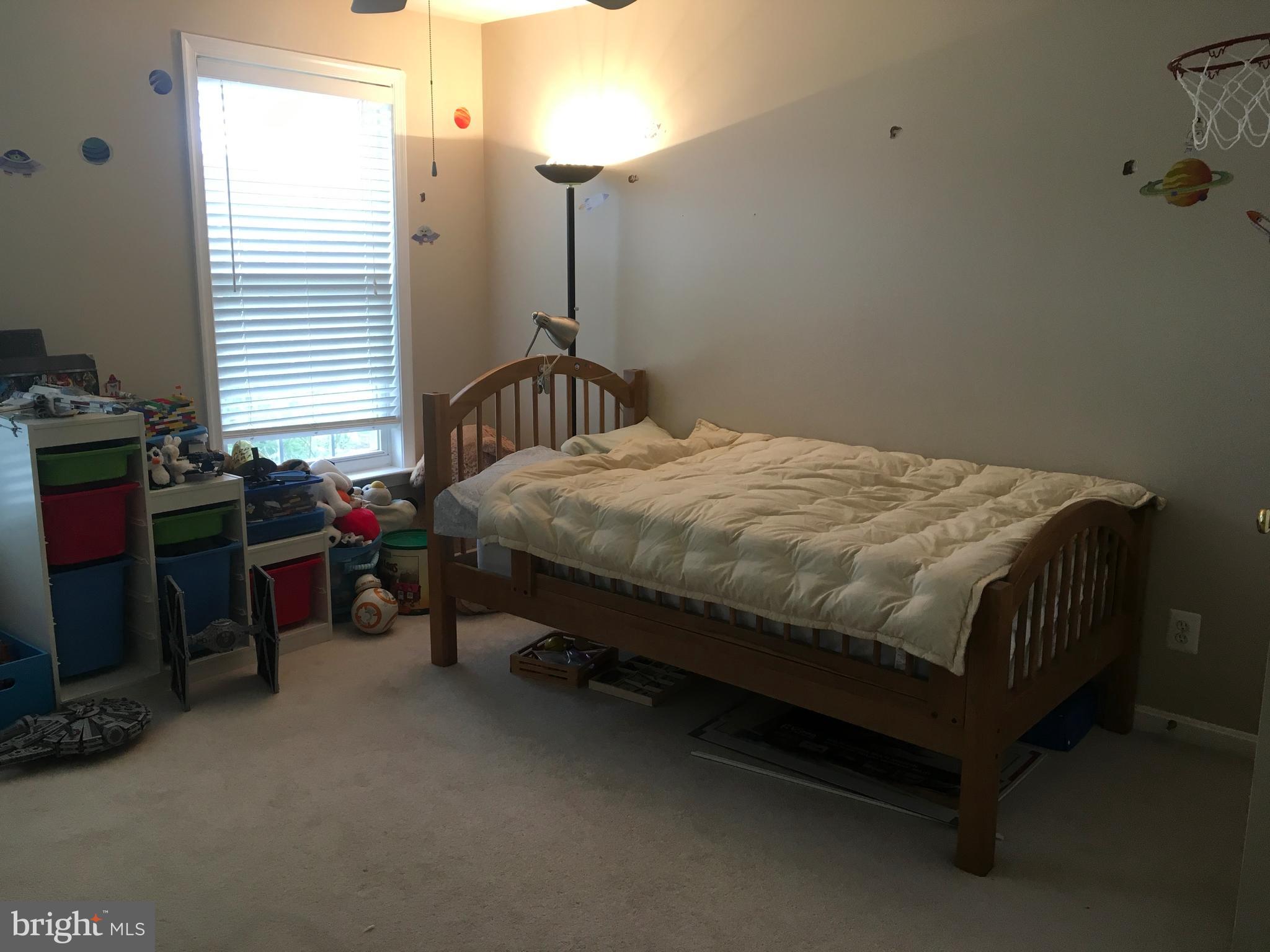 WINDING CREEK ESTATES - Residential Lease