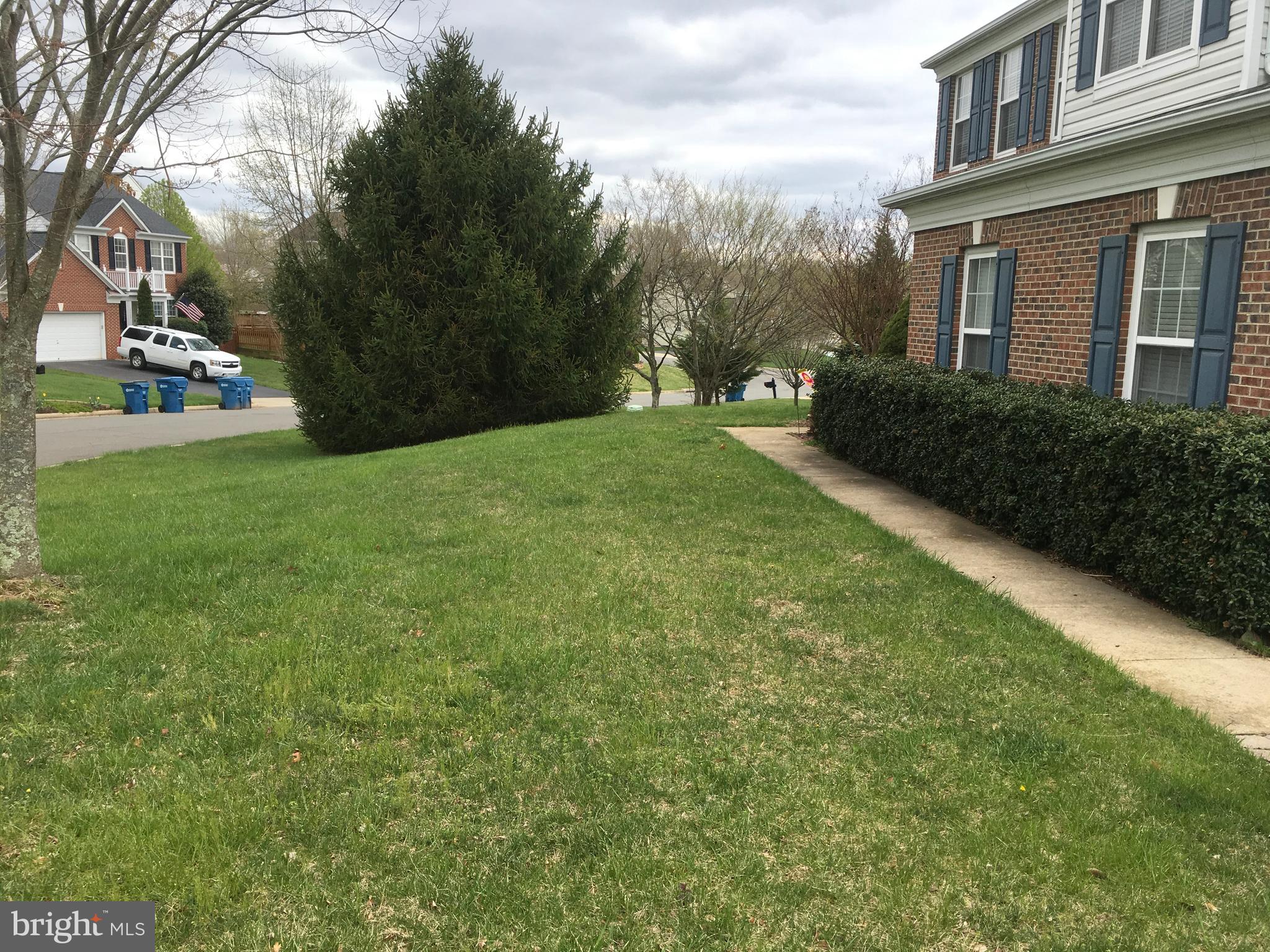 WINDING CREEK ESTATES - Residential Lease