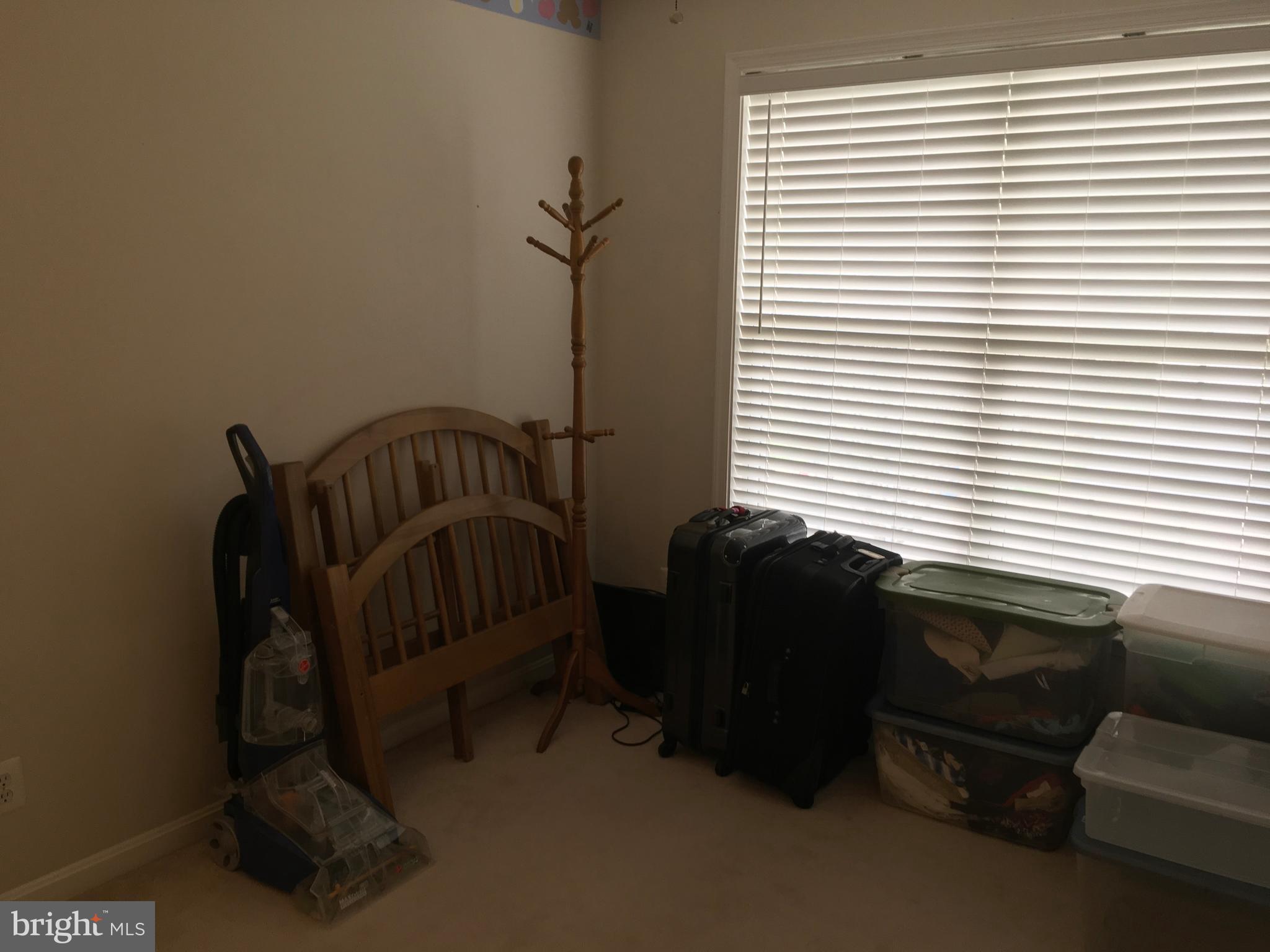 WINDING CREEK ESTATES - Residential Lease