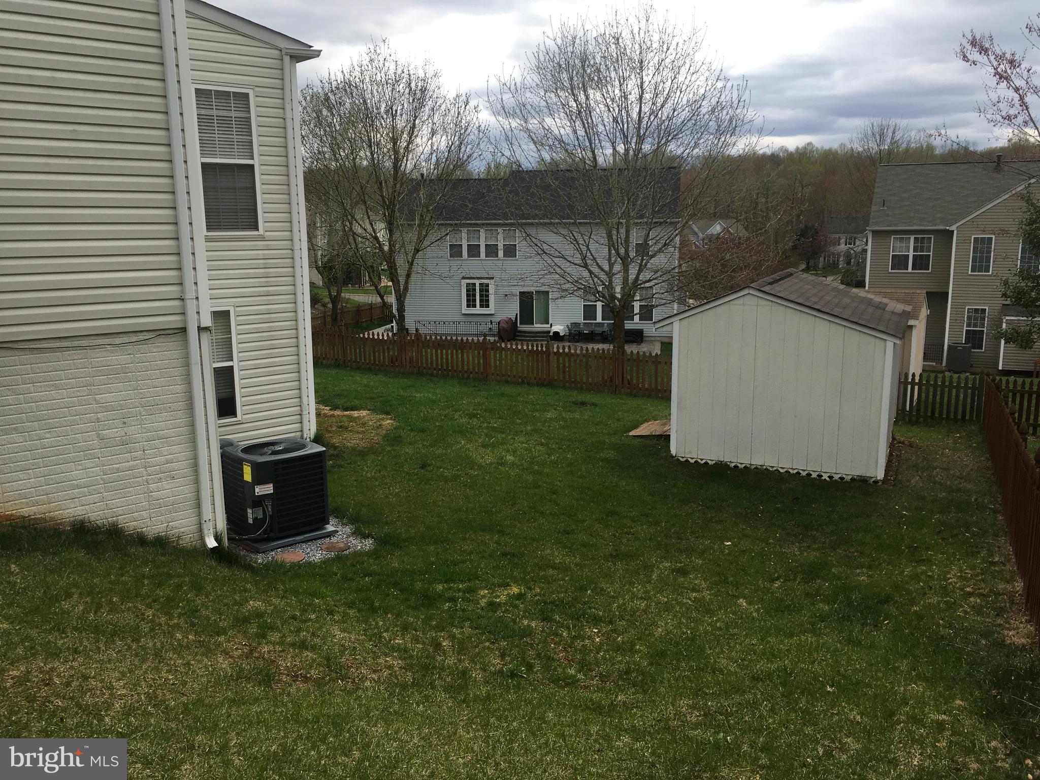 WINDING CREEK ESTATES - Residential Lease