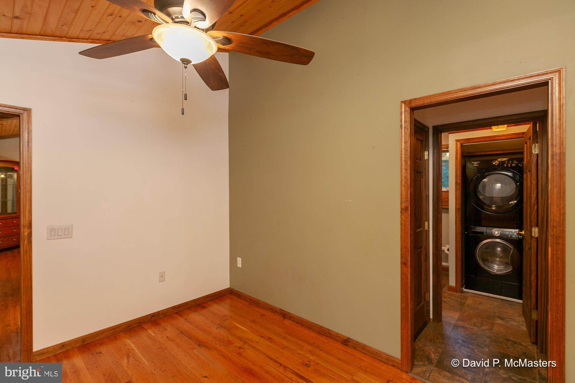 GLENWOOD FOREST - Residential