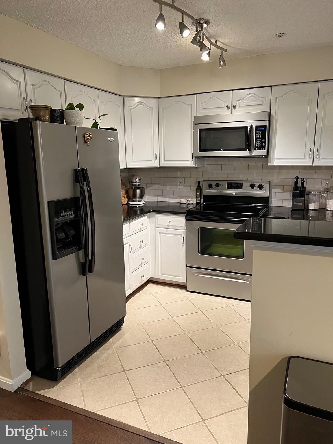 MANCHESTER LAKES - Residential