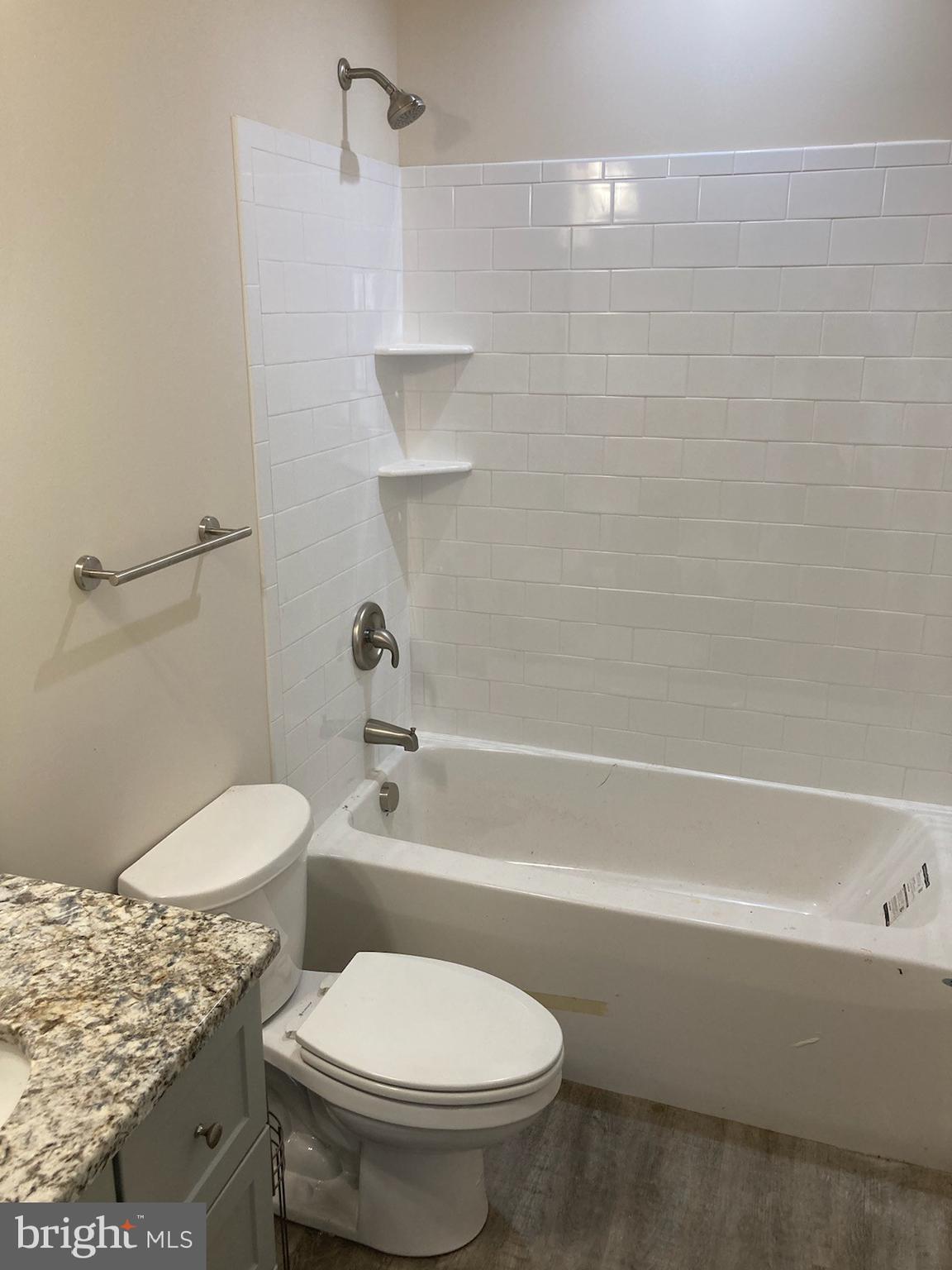 WESTMORELAND SHORES - Residential Lease