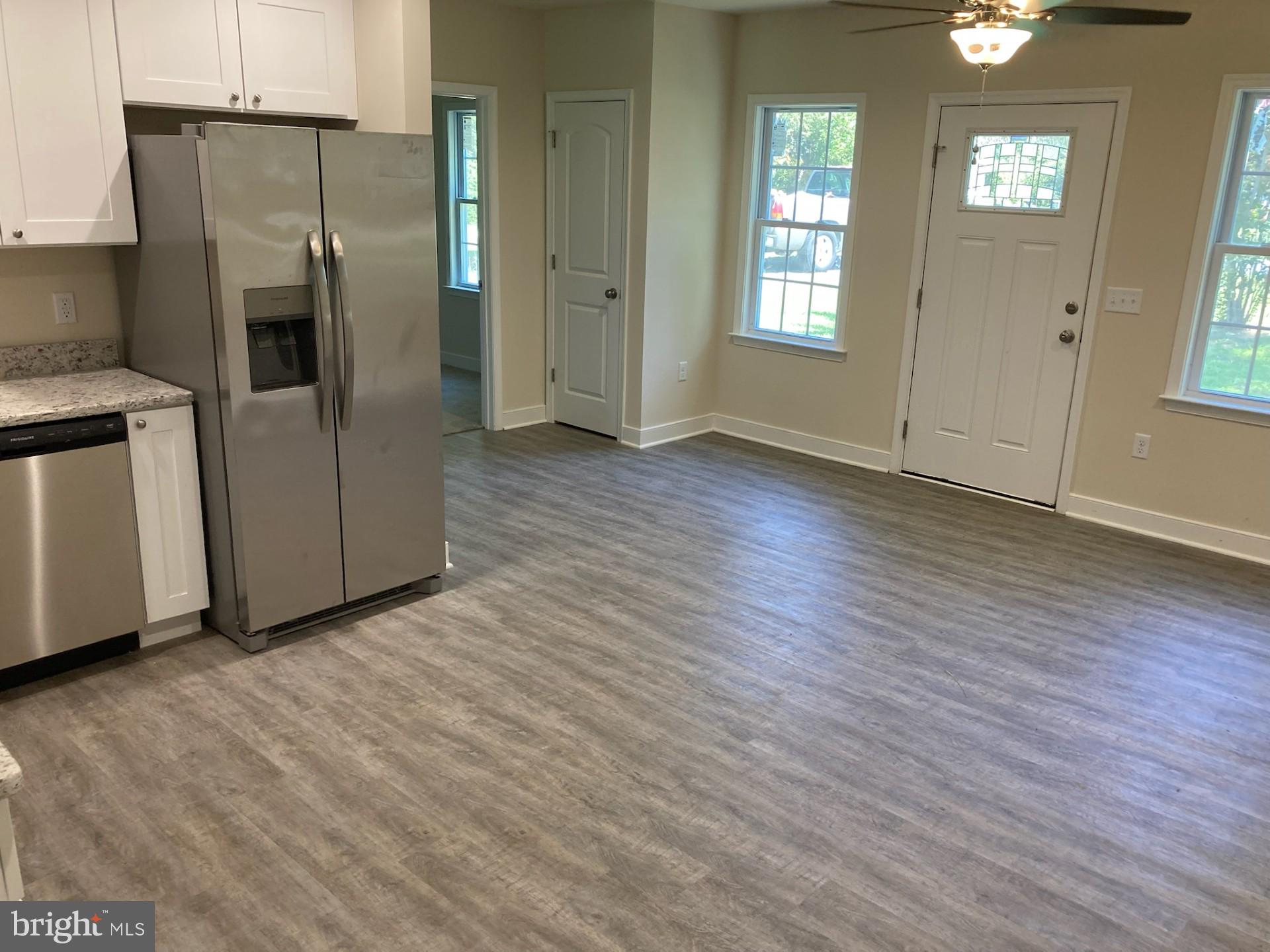 WESTMORELAND SHORES - Residential Lease