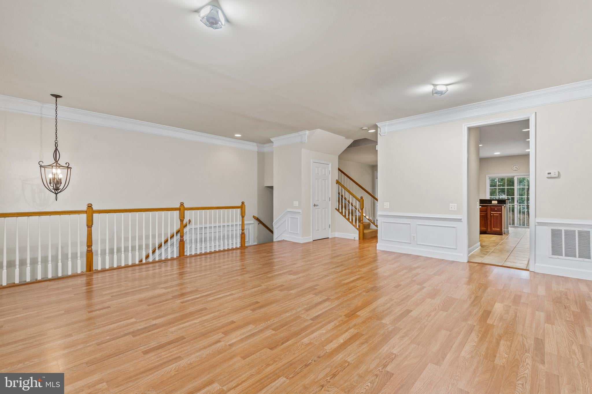 139 PETUNIA TERRACE SE