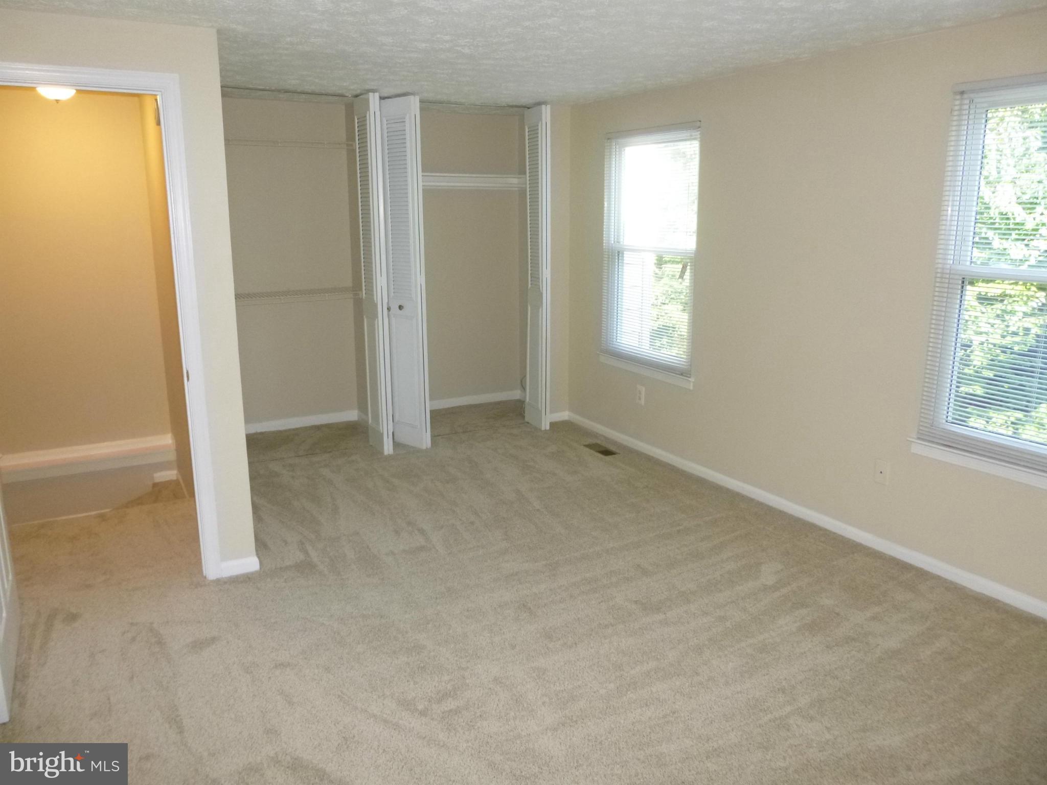 POHICK VILLAGE - Residential