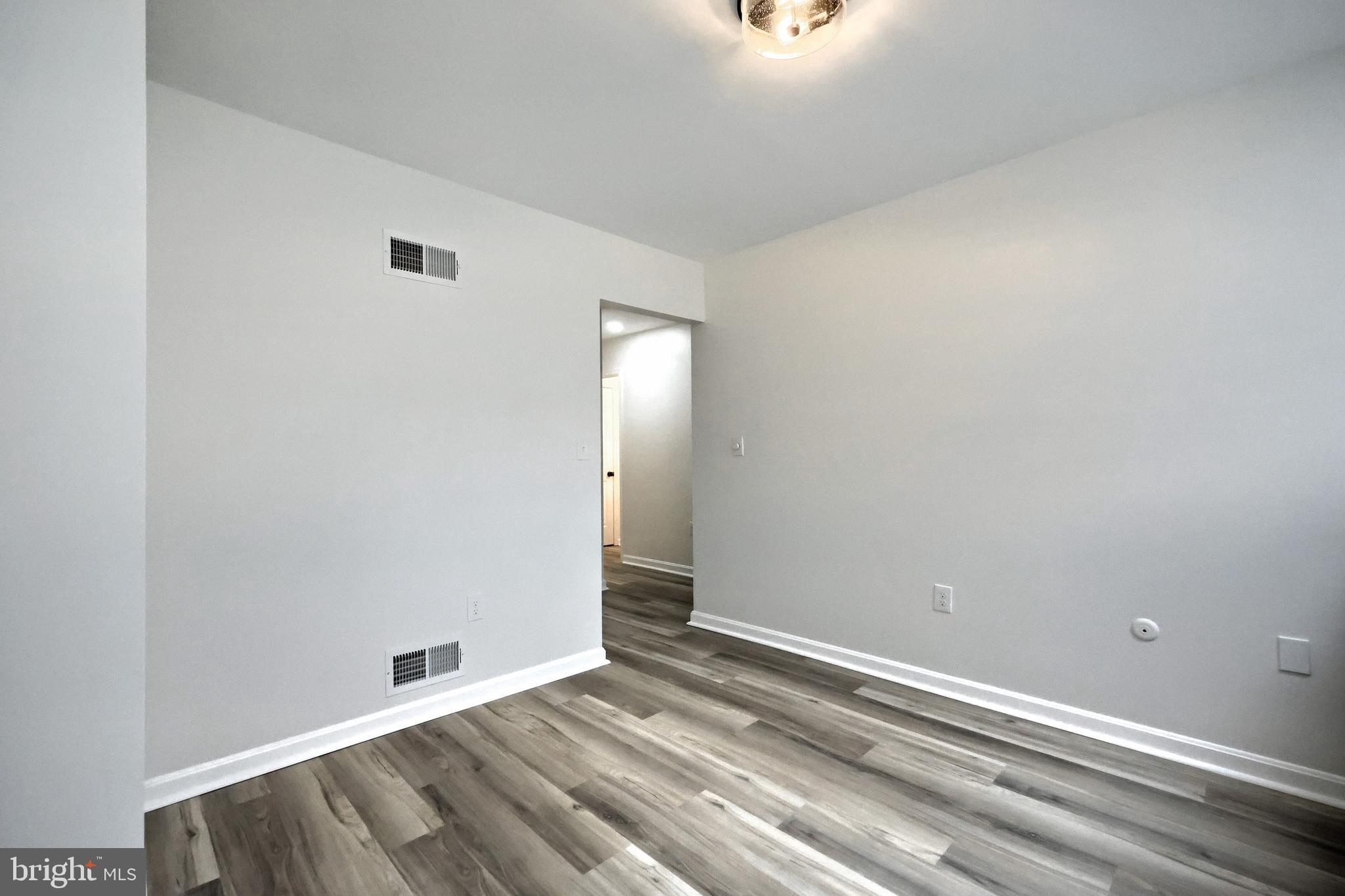 CHAMBERS CROSSING - Residential