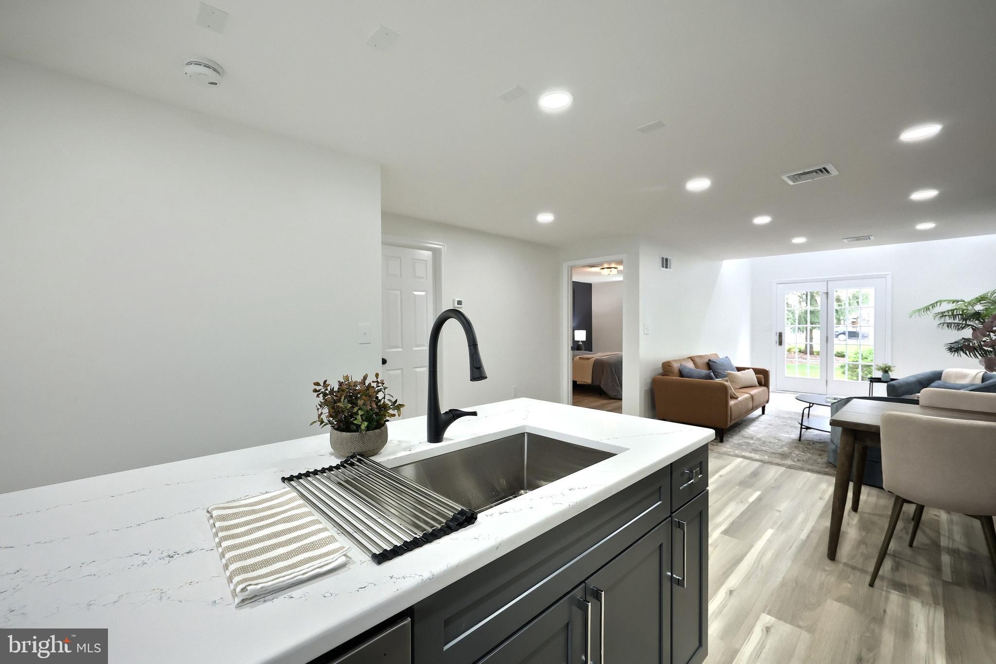 CHAMBERS CROSSING - Residential