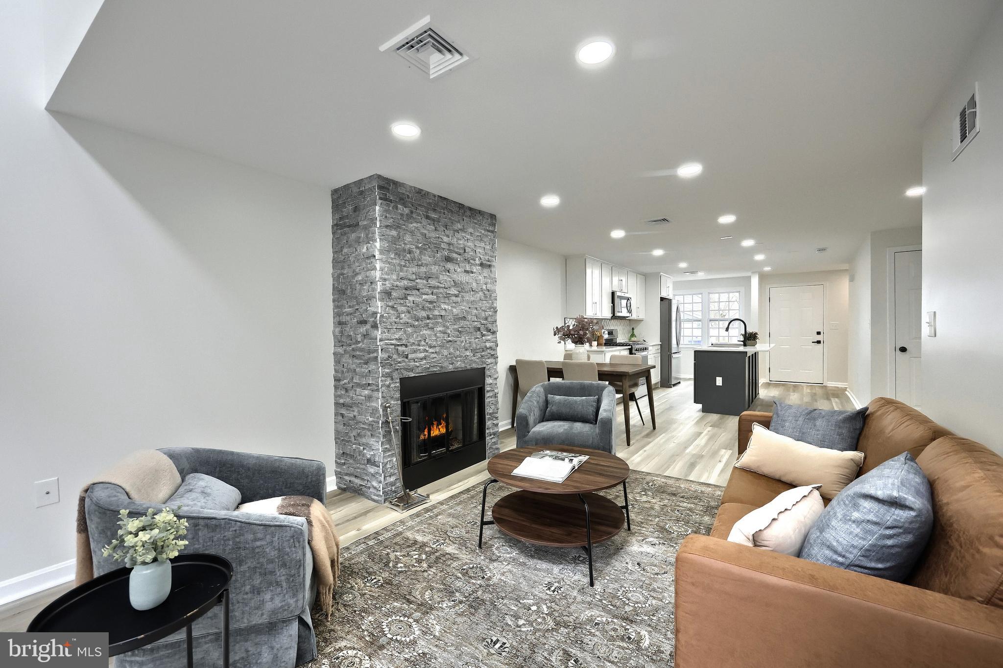 CHAMBERS CROSSING - Residential