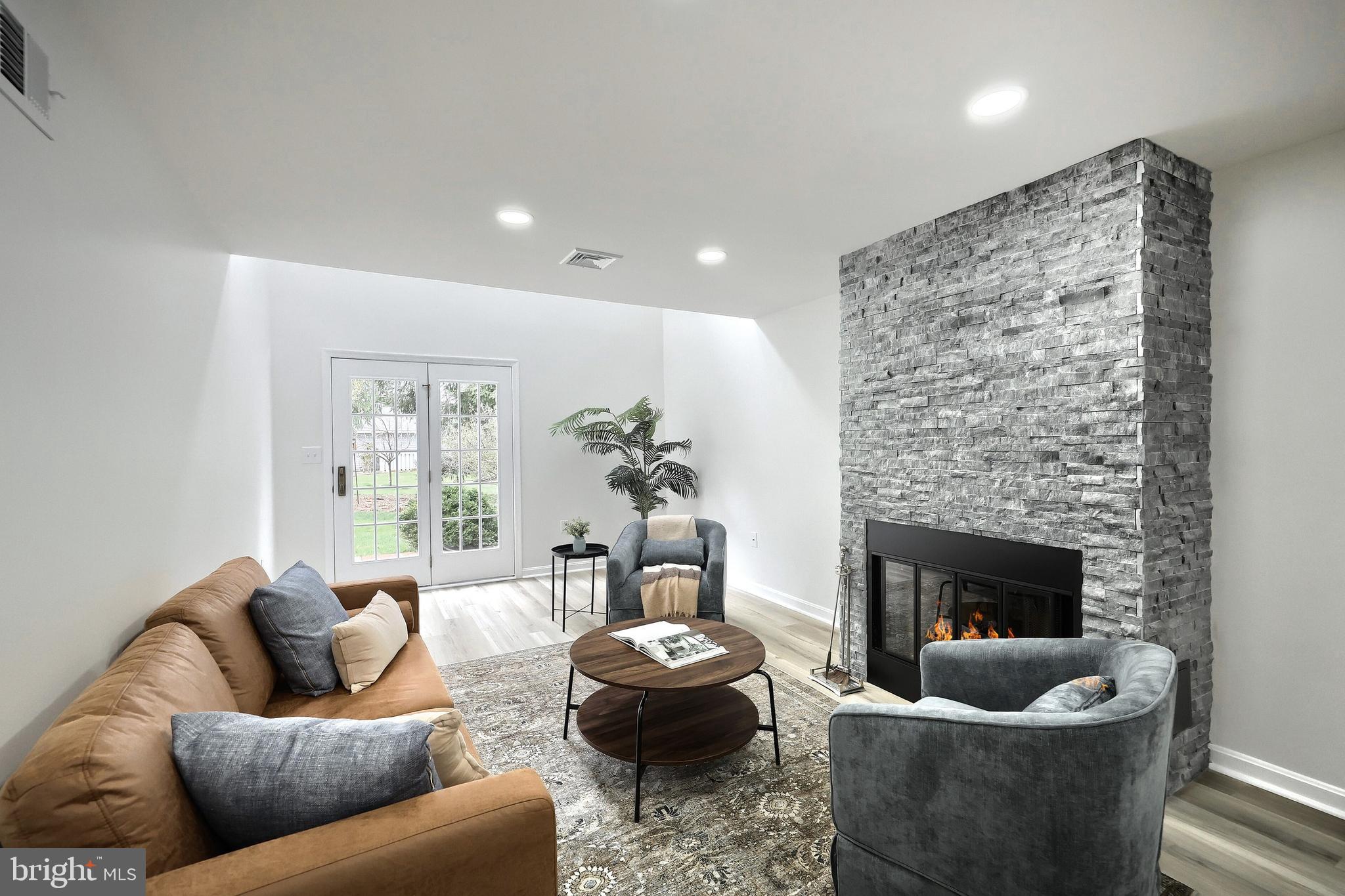 CHAMBERS CROSSING - Residential