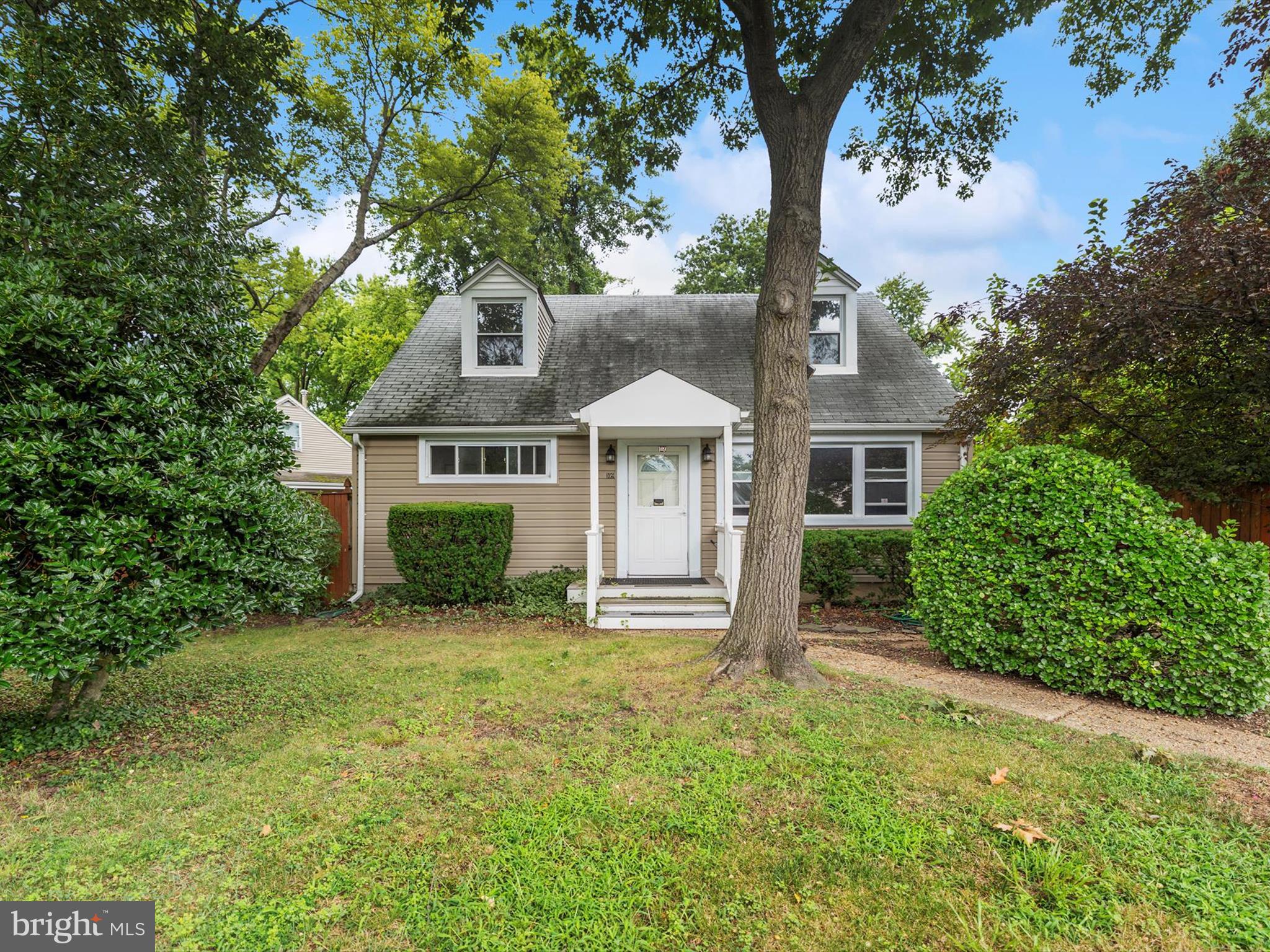 Welcome to 109 Louise Terrace, a classic 3-bedroom, 1-bath Cape Cod set on a desirable corner lot. This home offers a spacious yard and a gravel driveway, providing plenty of outdoor space and off-street parking. Inside, you’ll find a traditional layout with endless opportunities to update and add value.
With its solid structure and prime location, this property is perfect for investors or buyers looking to bring their vision to life. Whether you’re planning a rental, a renovation, or a long-term hold, 109 Louise Terrace is full of potential. Don’t miss the chance to make this versatile property yours!