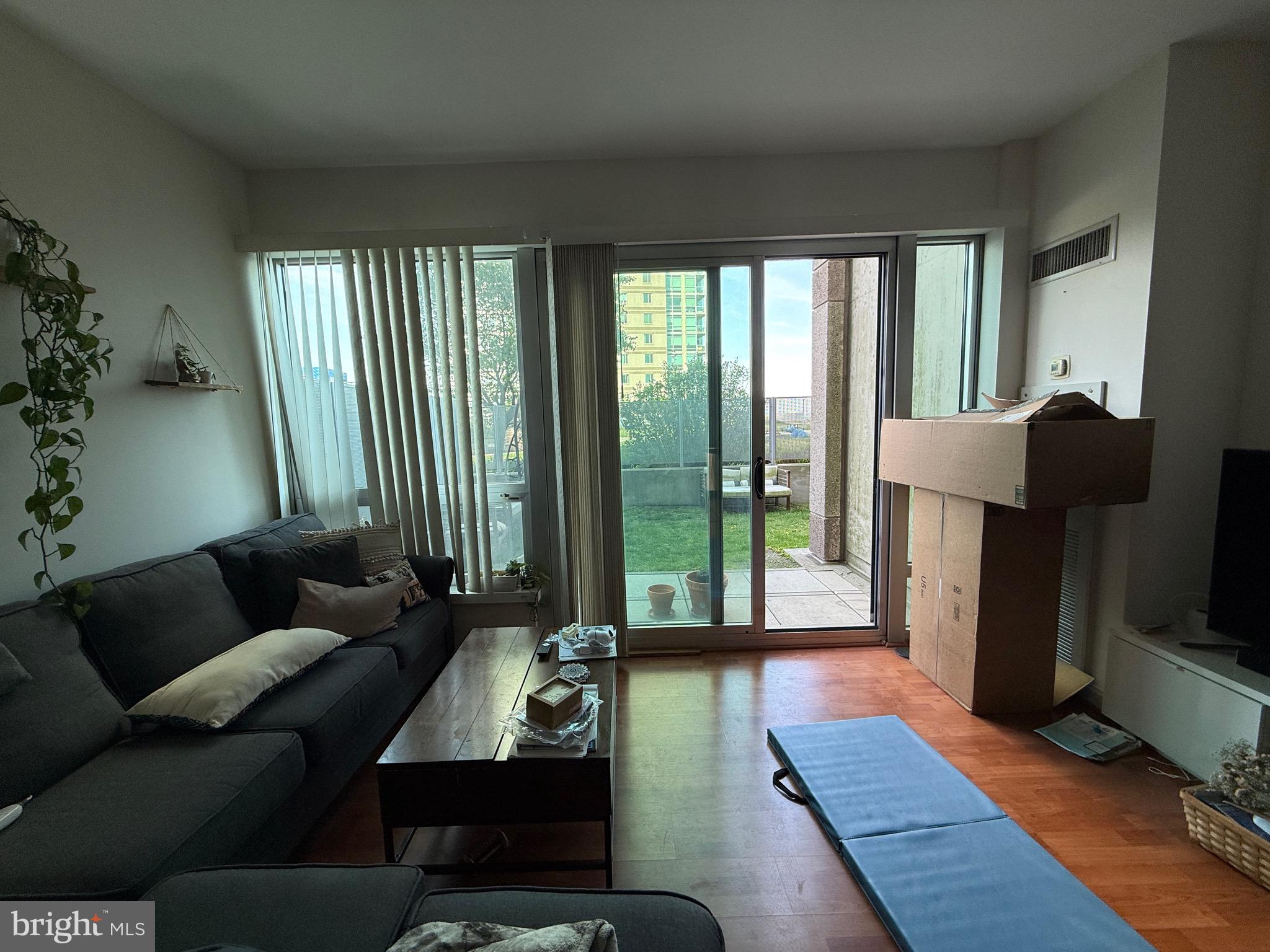 NORTHERN LIBERTIES - Residential Lease