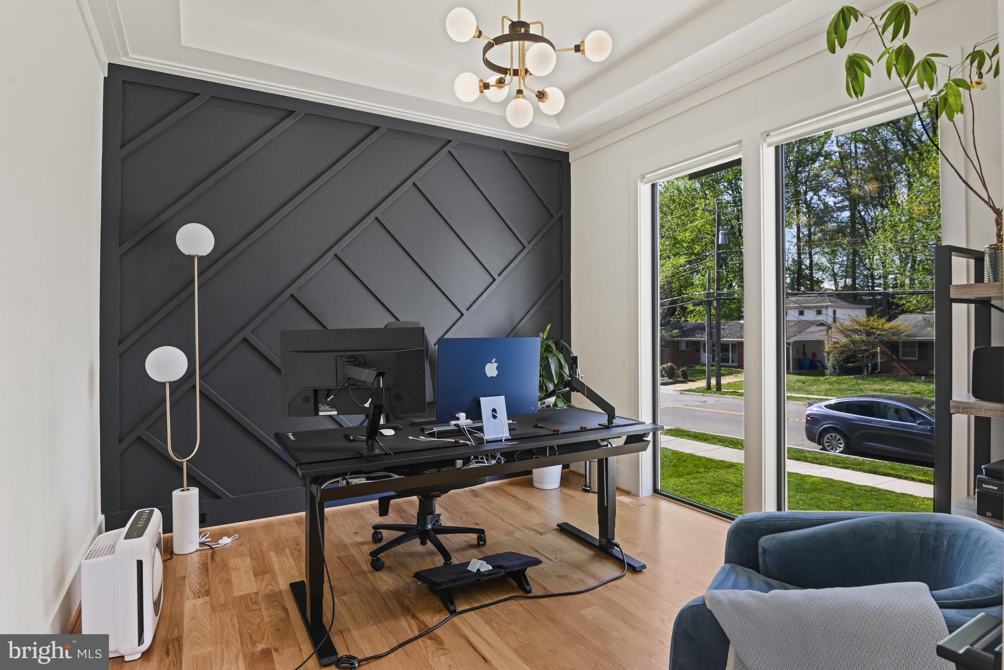 VIENNA WOODS - Residential