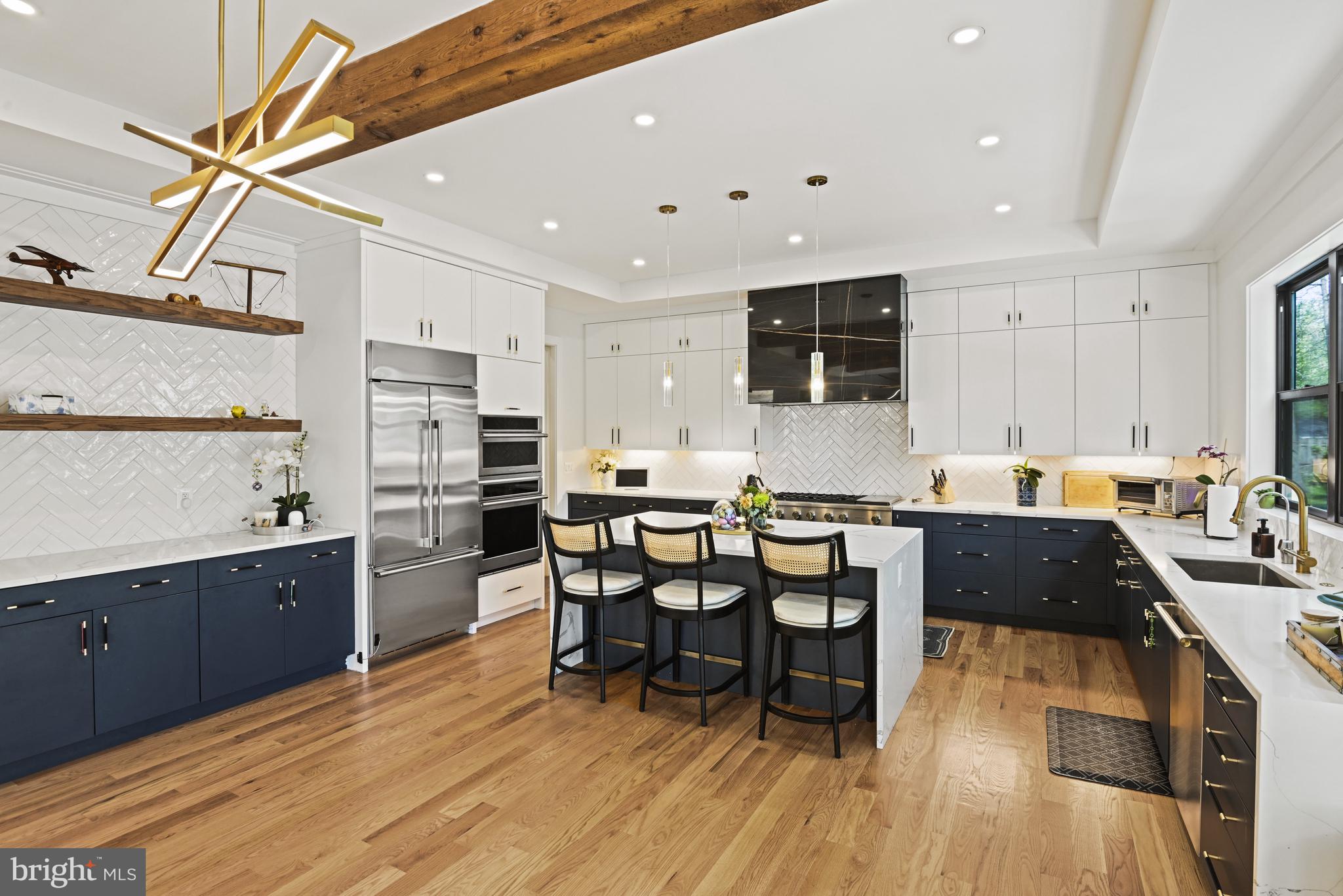 VIENNA WOODS - Residential