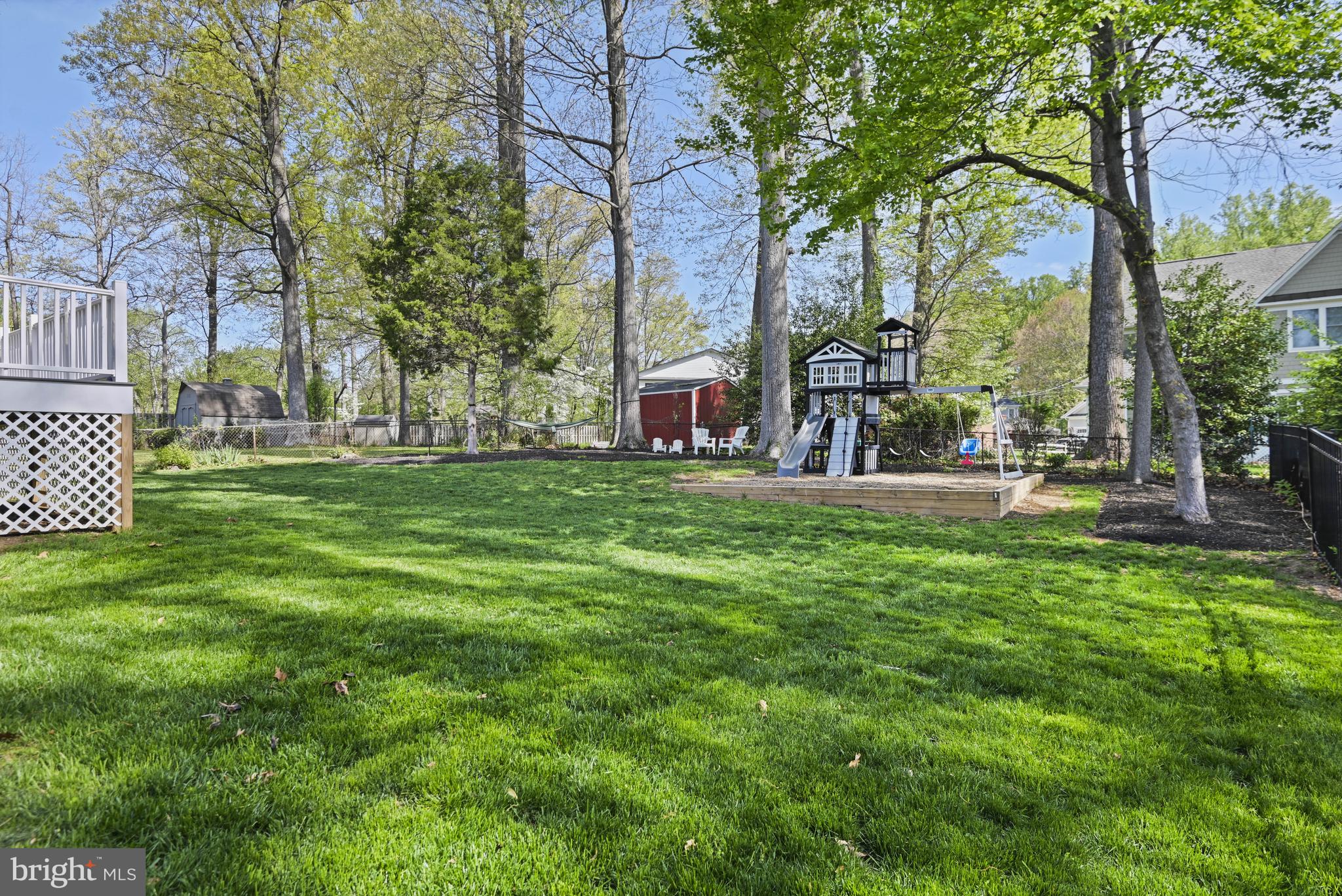 VIENNA WOODS - Residential