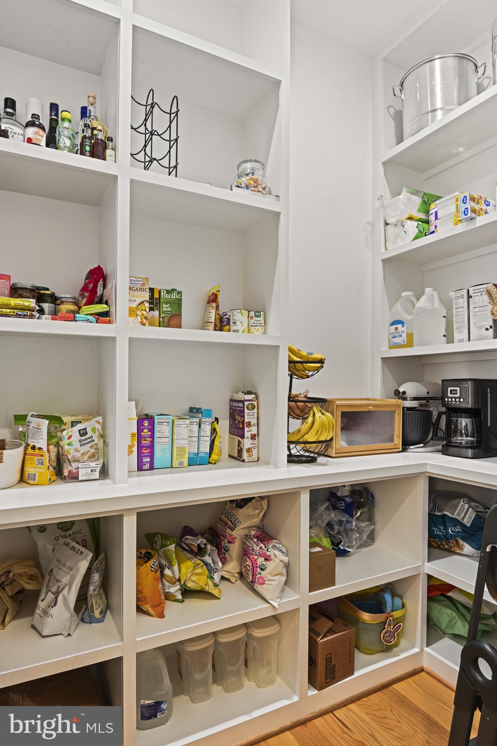 VIENNA WOODS - Residential