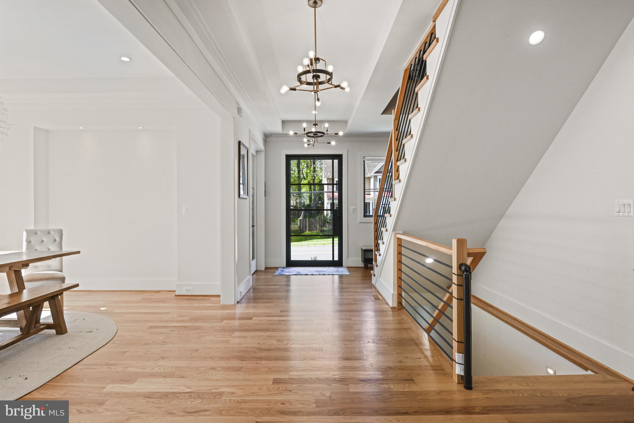 VIENNA WOODS - Residential