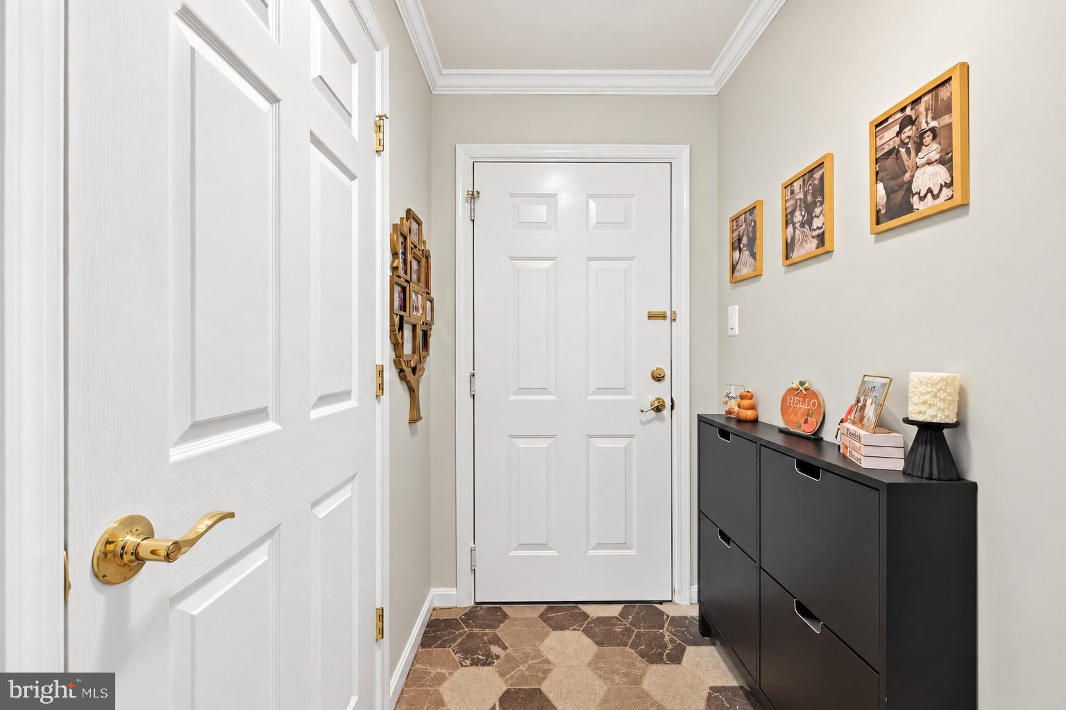 594 CAWLEY DRIVE 2A
