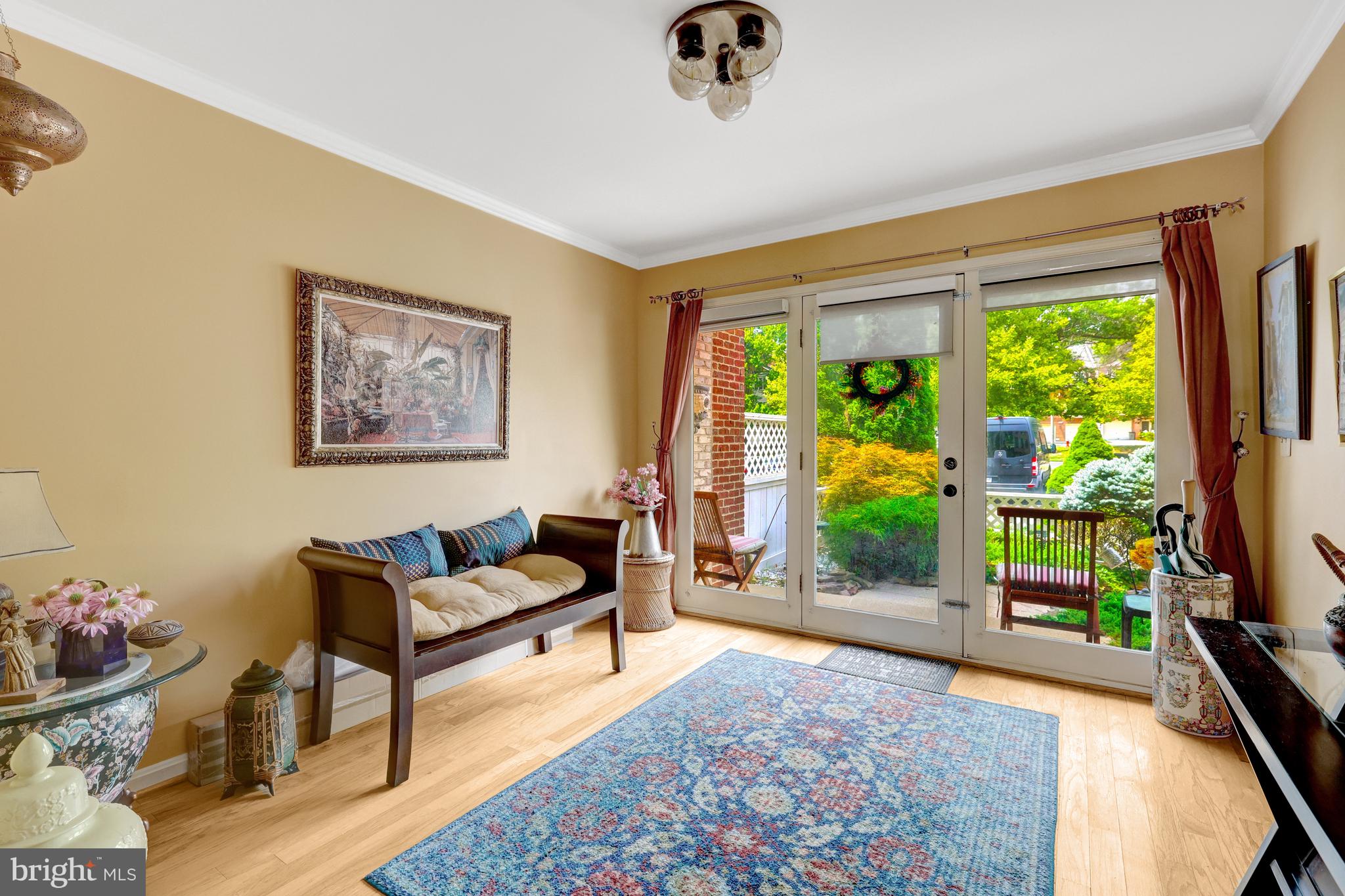 2711 BARONHURST DRIVE