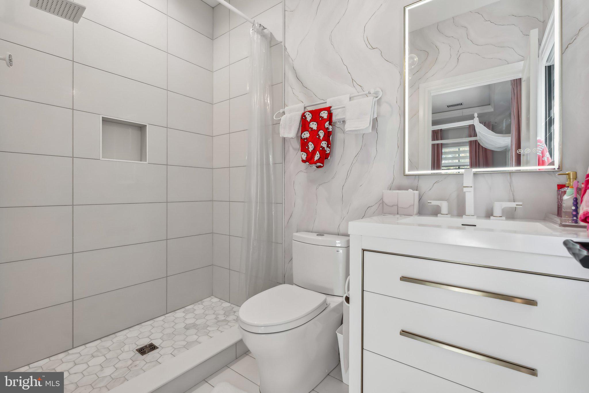 WILDWOOD MANOR - Residential