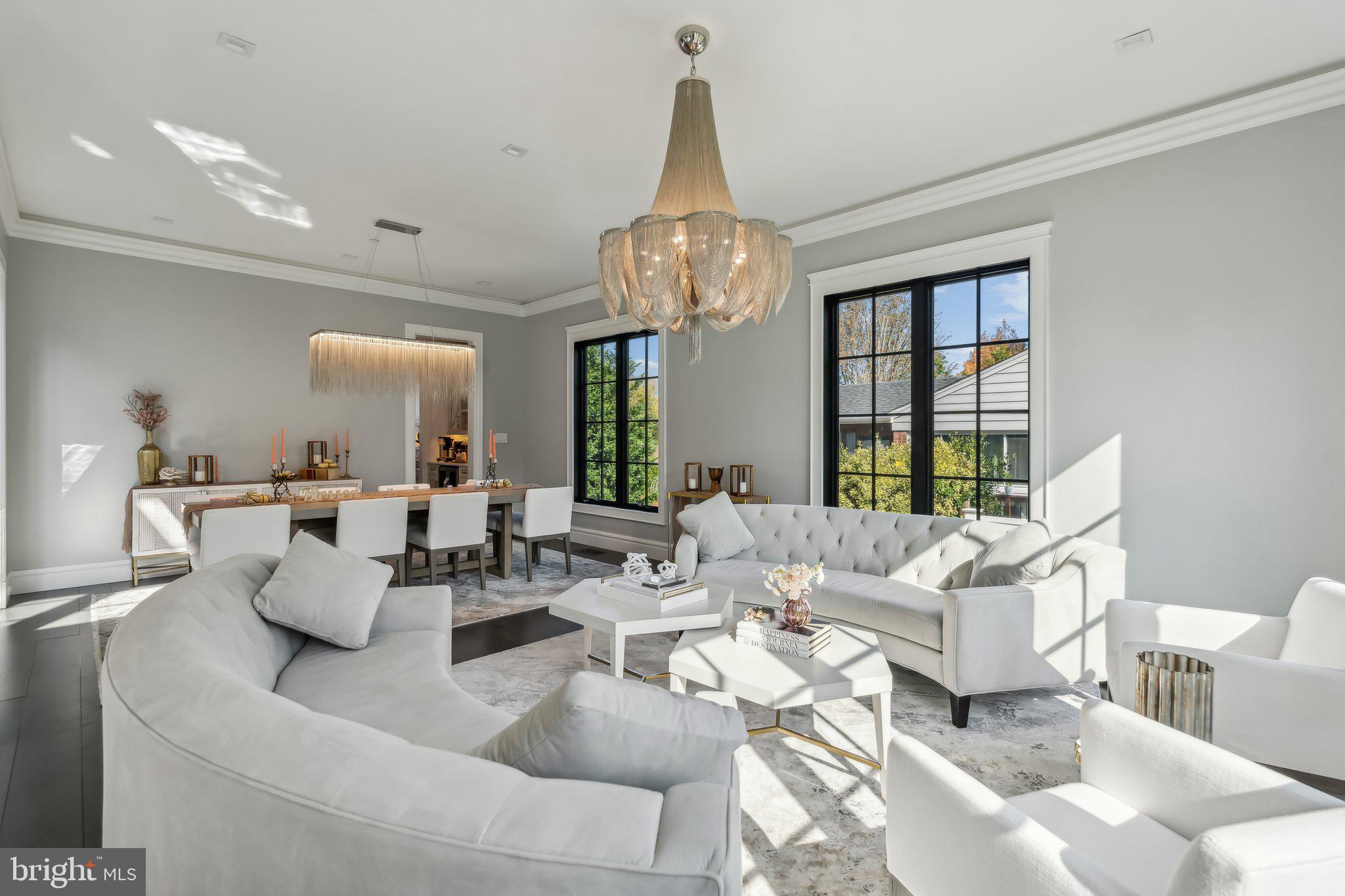 WILDWOOD MANOR - Residential