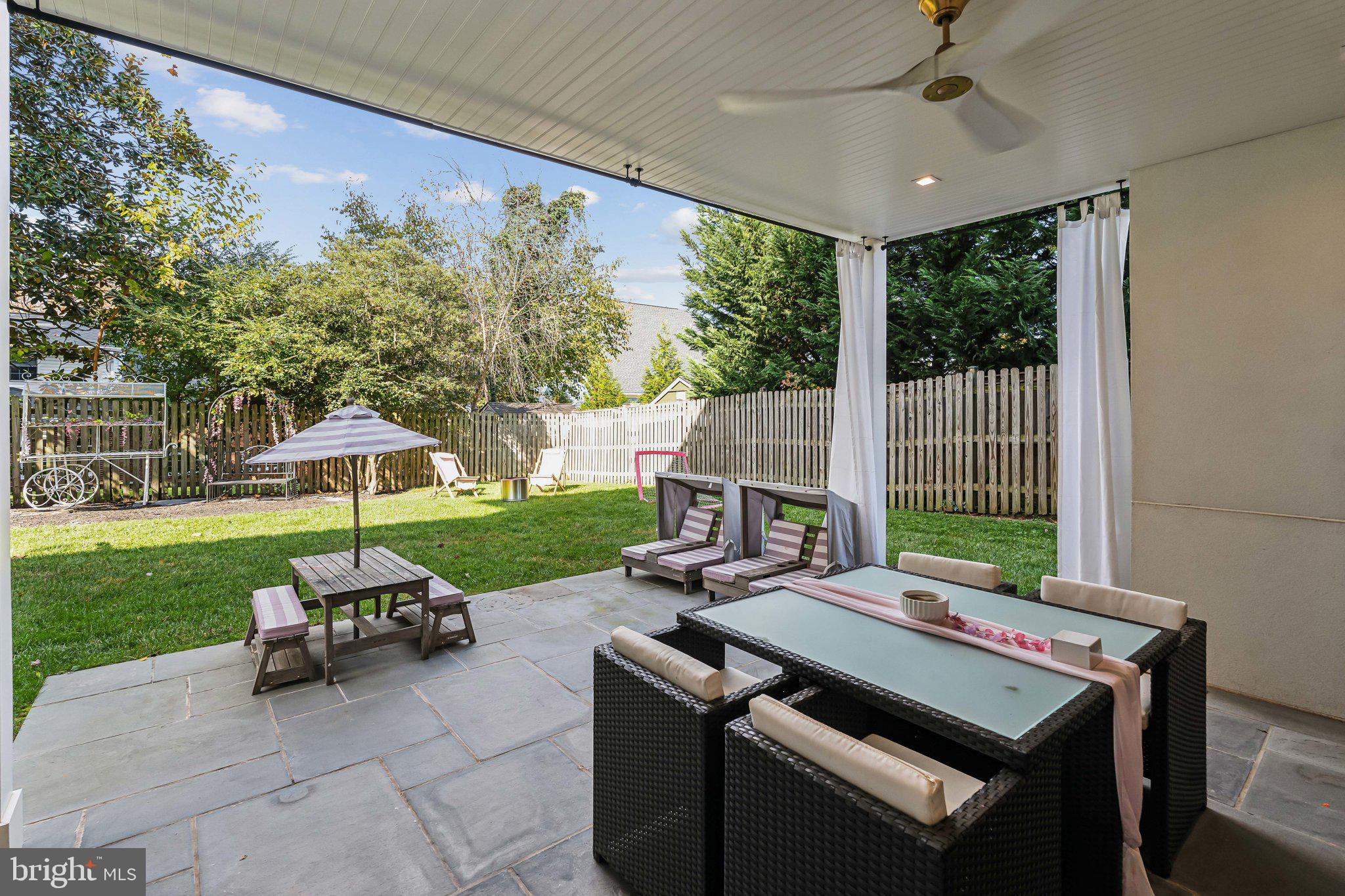 WILDWOOD MANOR - Residential