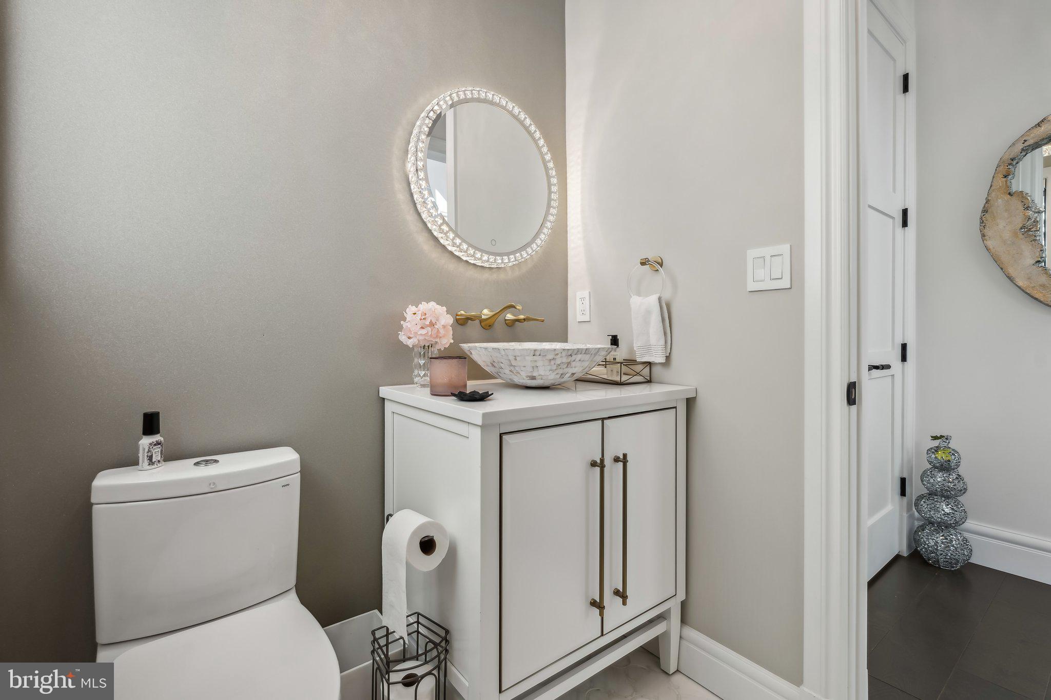 WILDWOOD MANOR - Residential