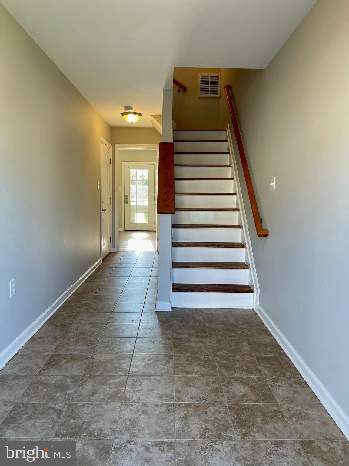 HAMMONDS MILL - Residential