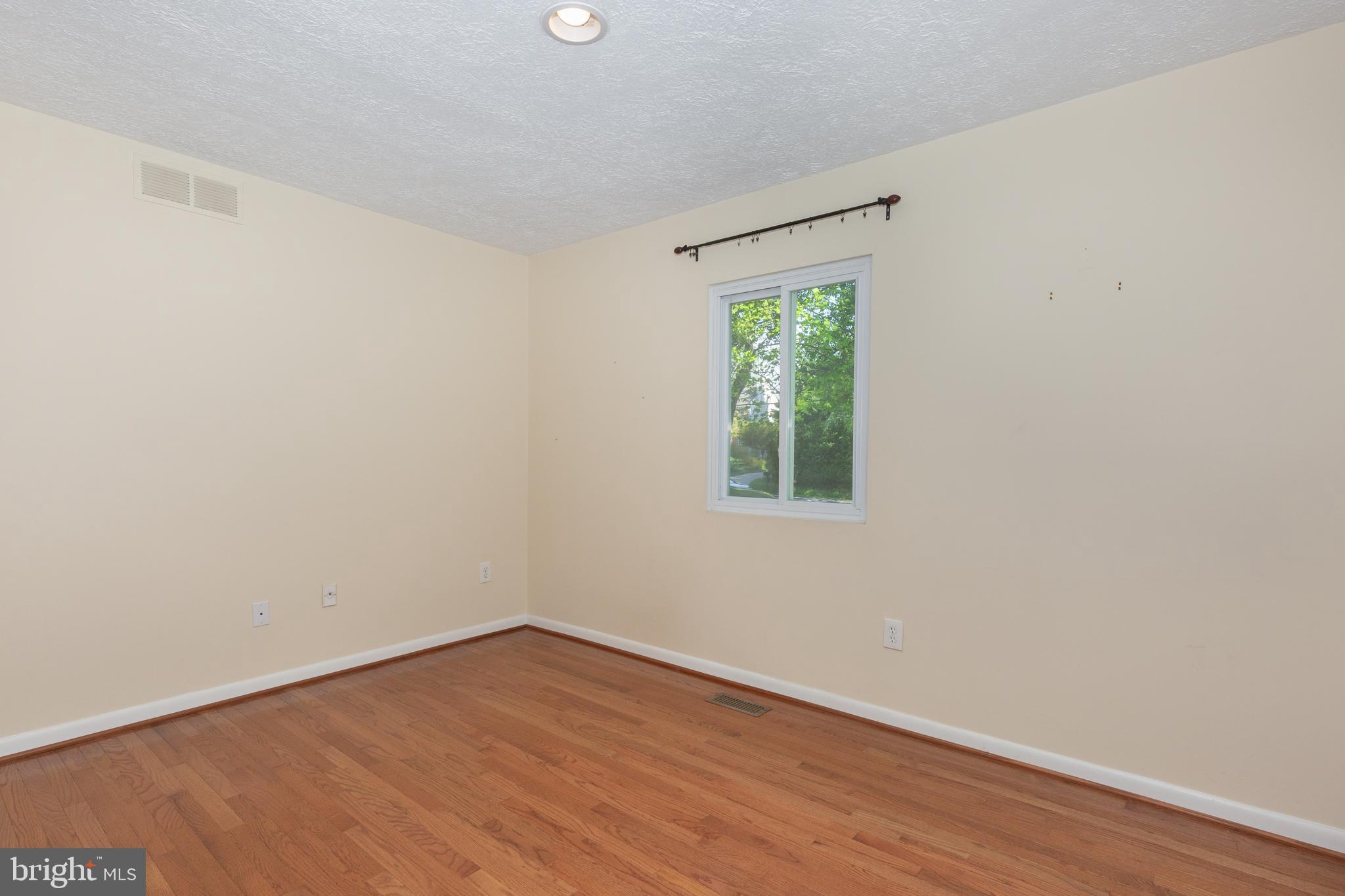 DOVER DOWNS - Residential