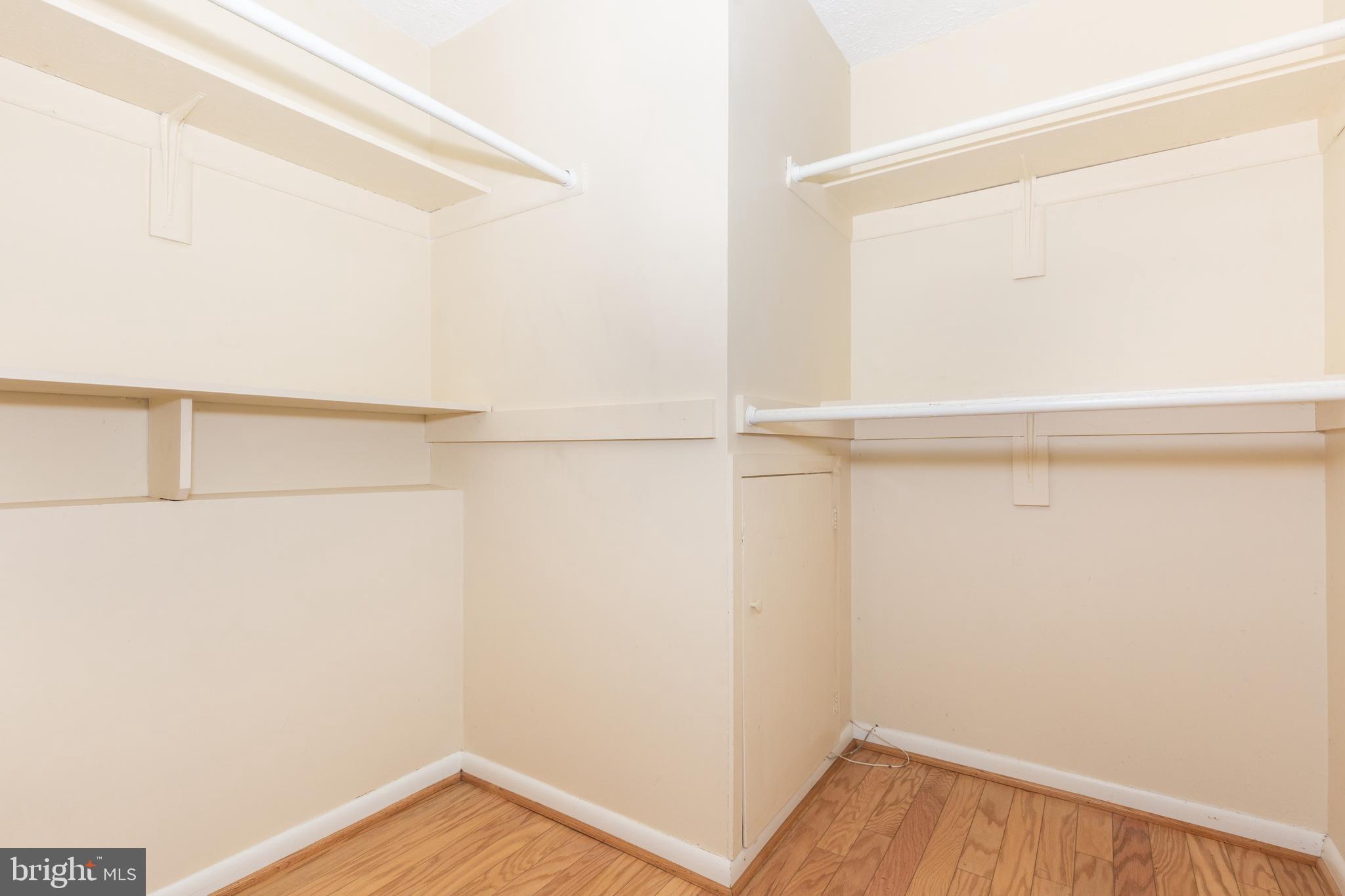 DOVER DOWNS - Residential