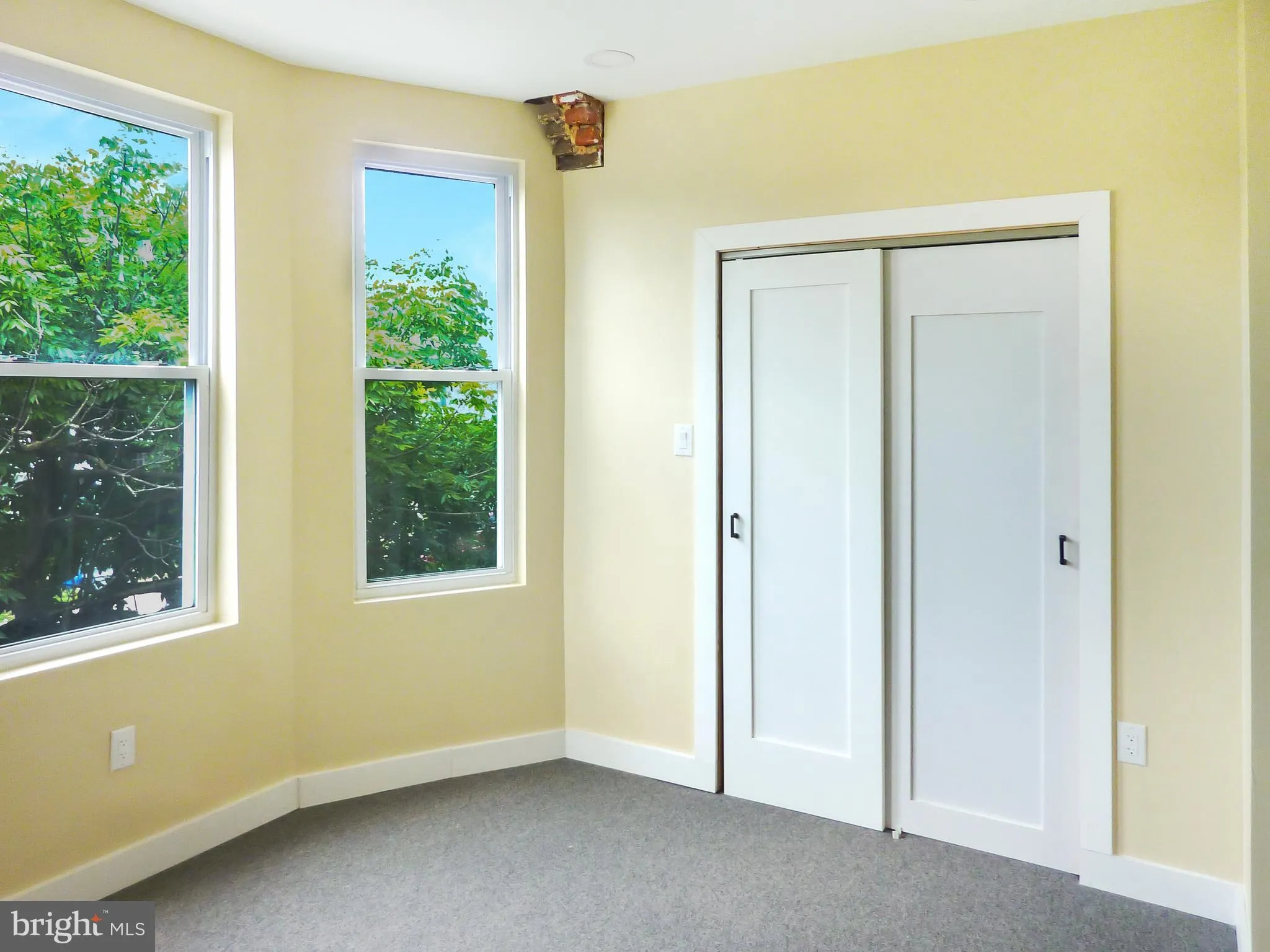 Philadelphia, Pennsylvania 19142, United States, 4 Bedrooms Bedrooms, ,Residential,Contingent,134625