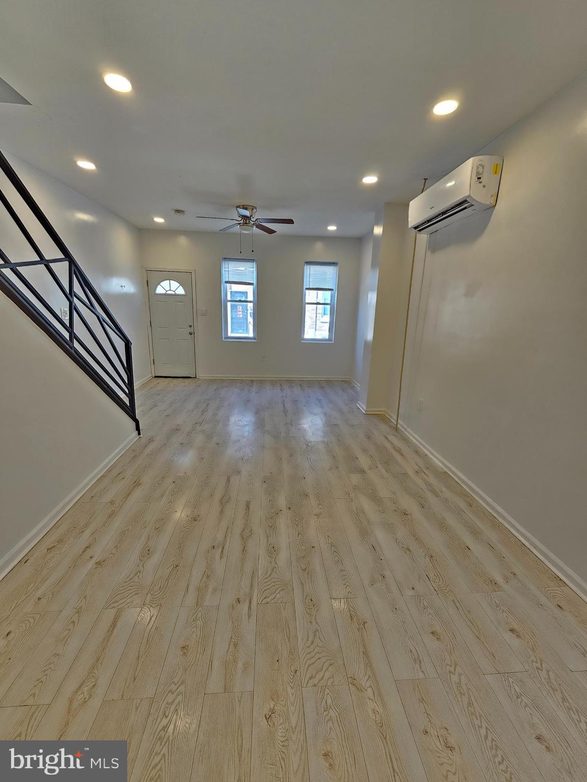 STRAWBERRY MANSION - Residential