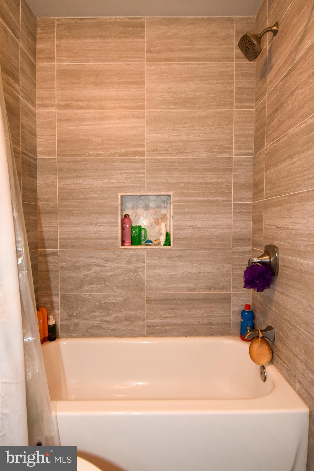 NANTUCKET AT RESTON - Residential Lease