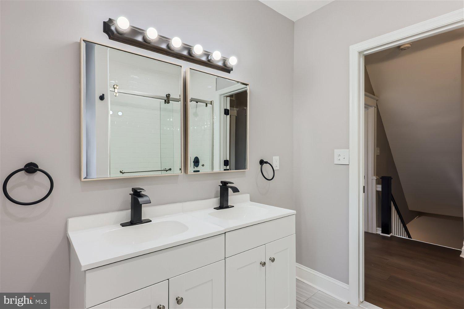 OVERLEA - Residential