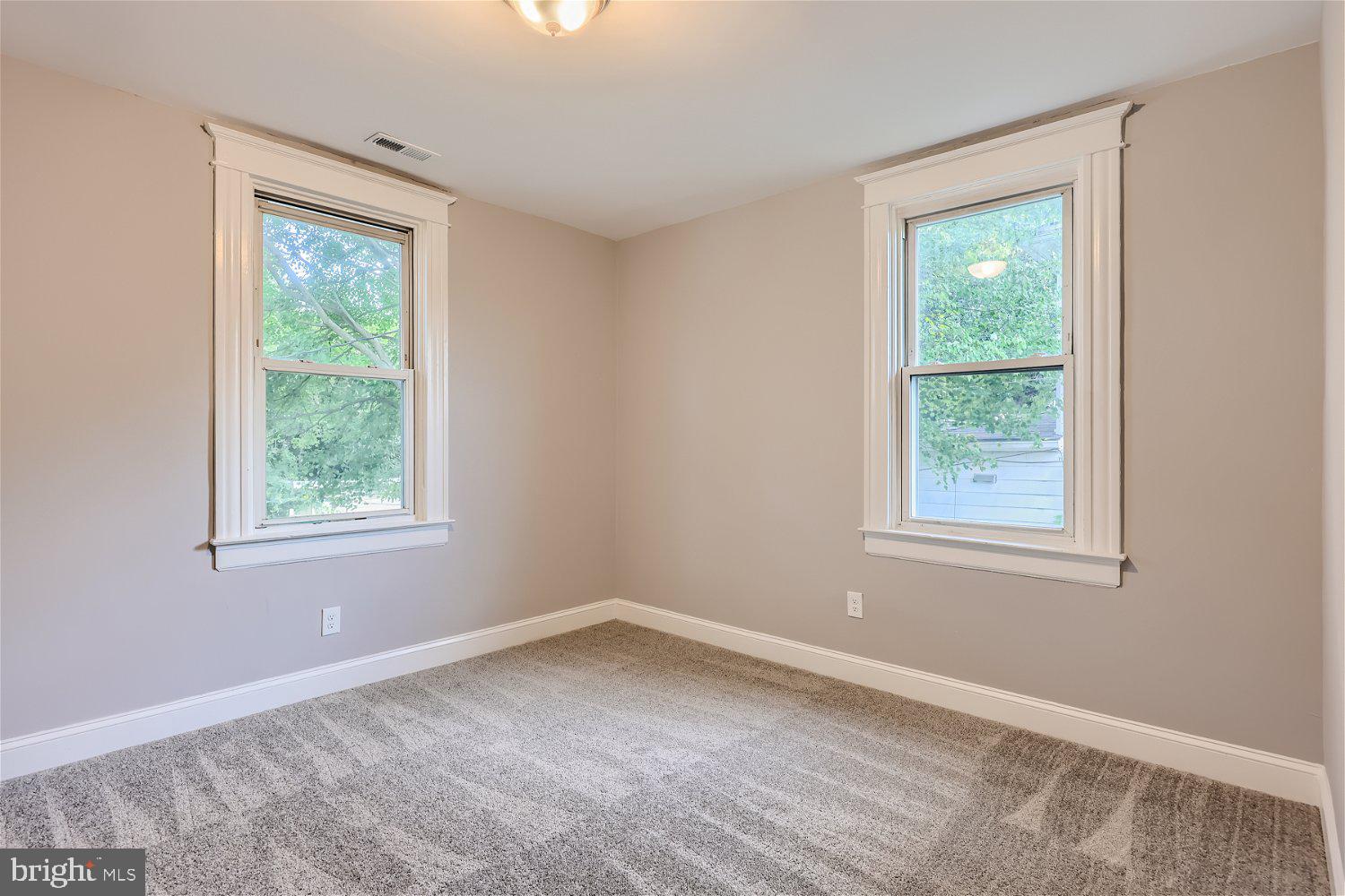 OVERLEA - Residential