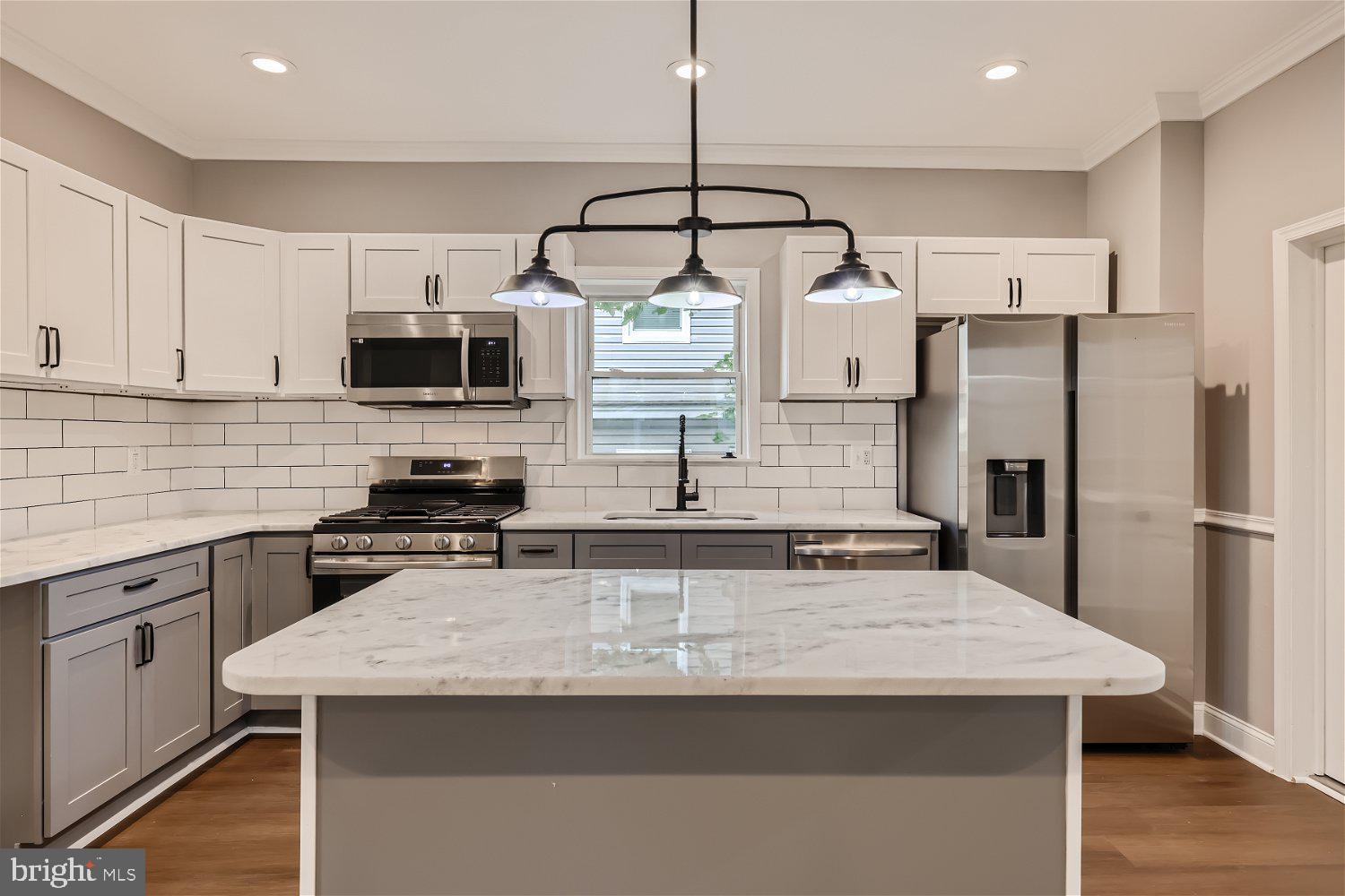 OVERLEA - Residential