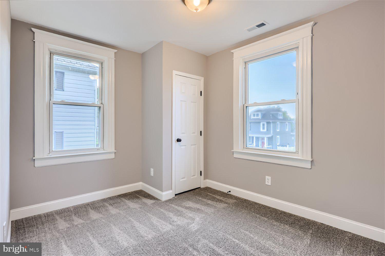 OVERLEA - Residential