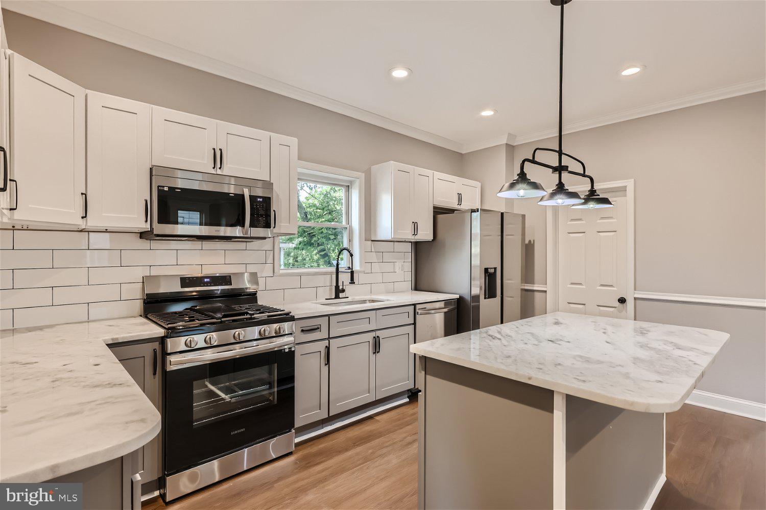 OVERLEA - Residential