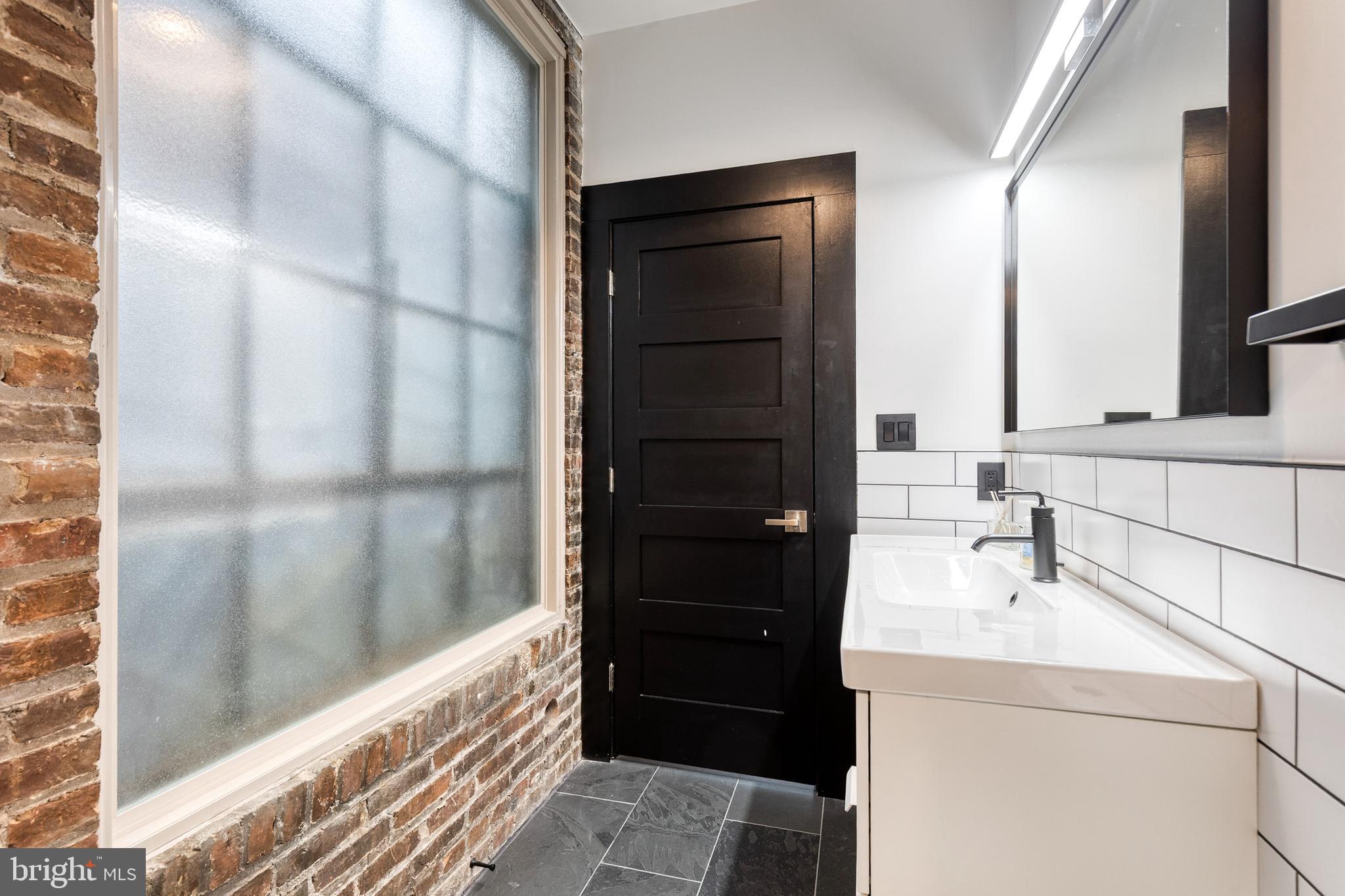 MOUNT VERNON - Residential