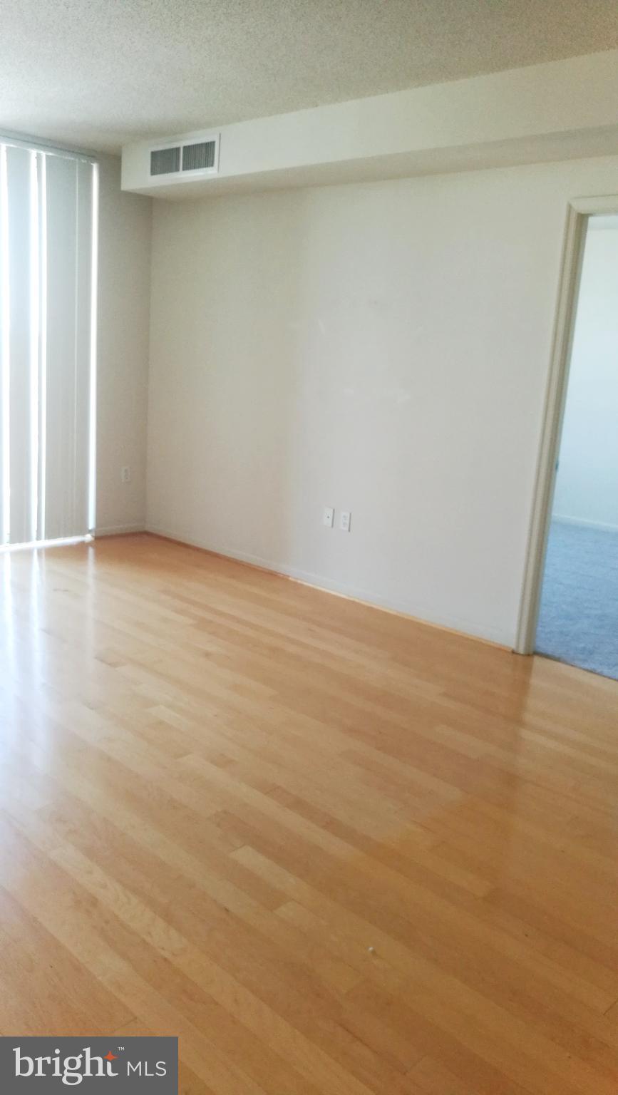 WILTON HOUSE - Residential Lease