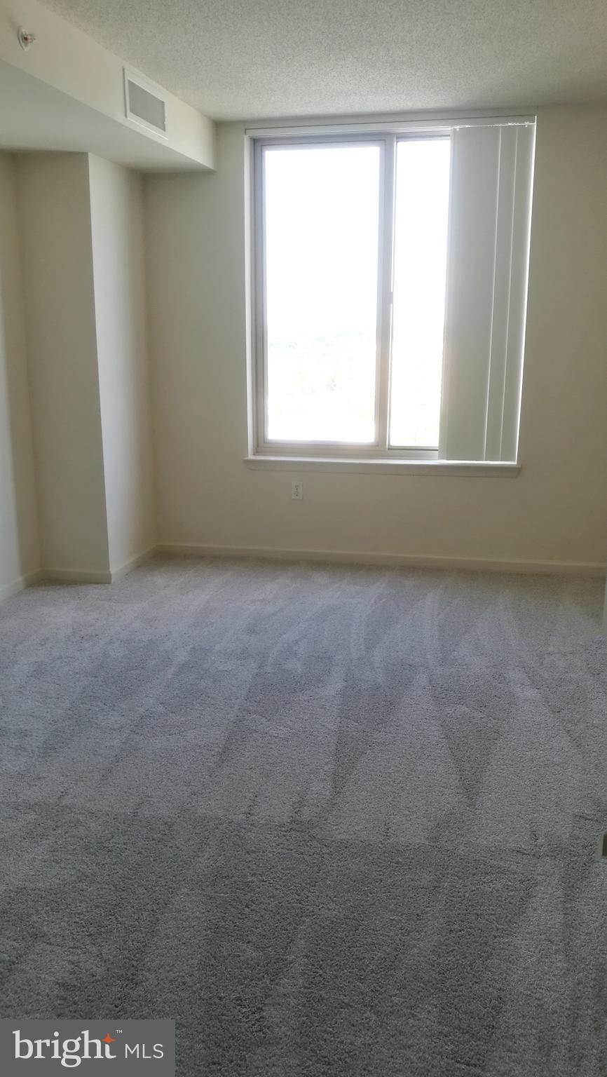 WILTON HOUSE - Residential Lease