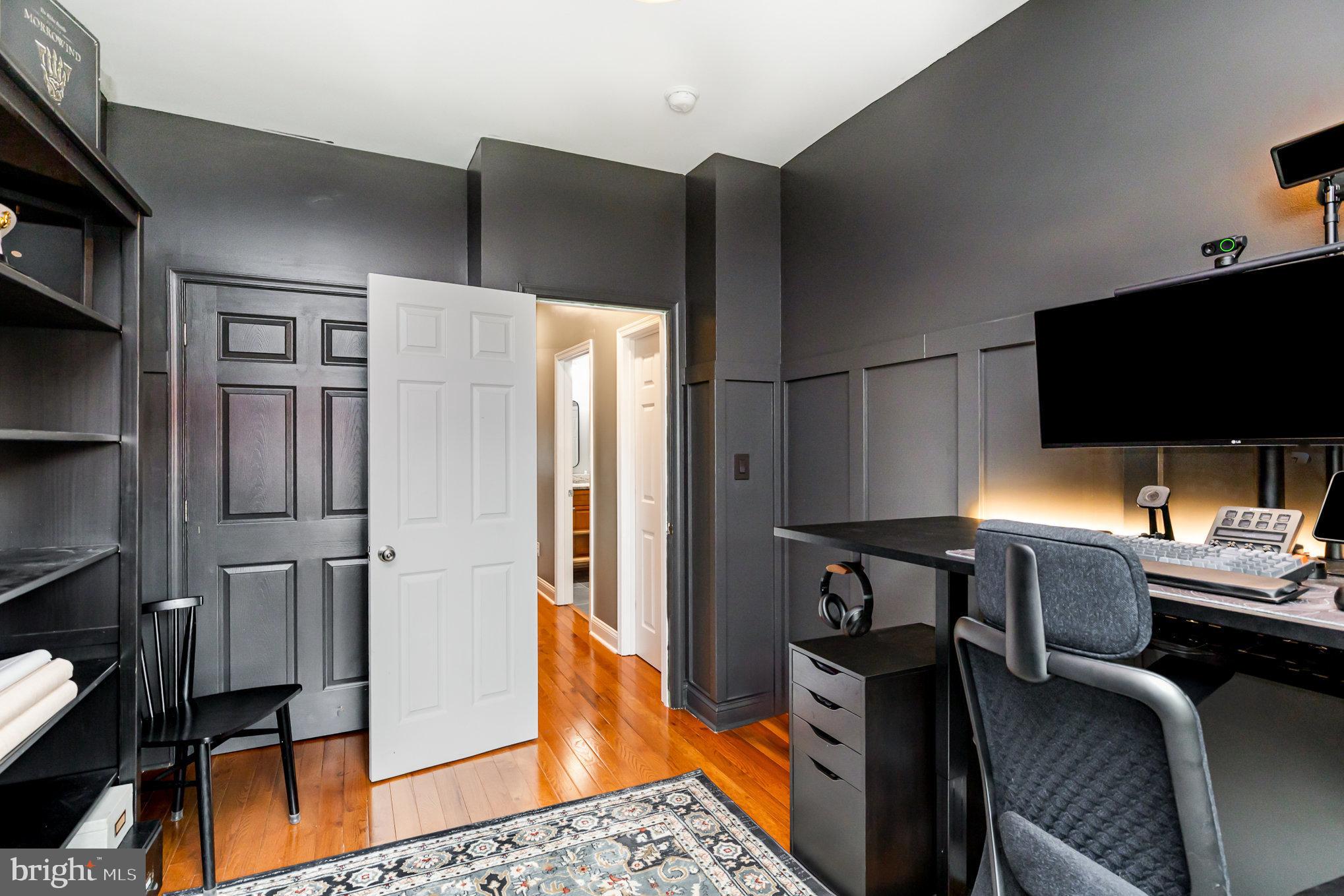 DOWNTOWN FREDERICKSBURG - Residential