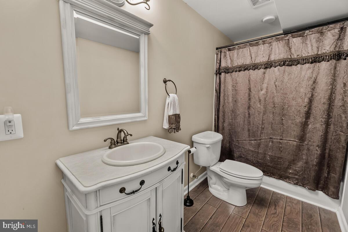 STERLING GLEN - Residential