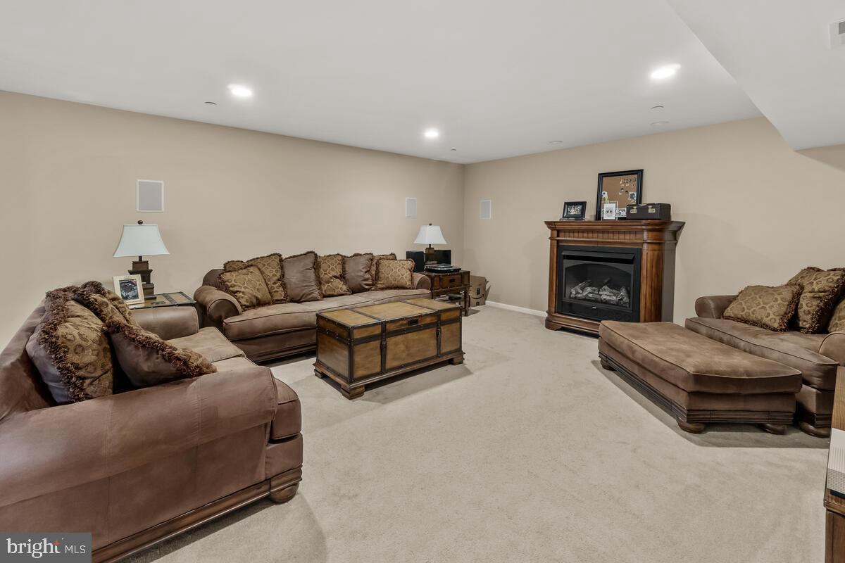 STERLING GLEN - Residential