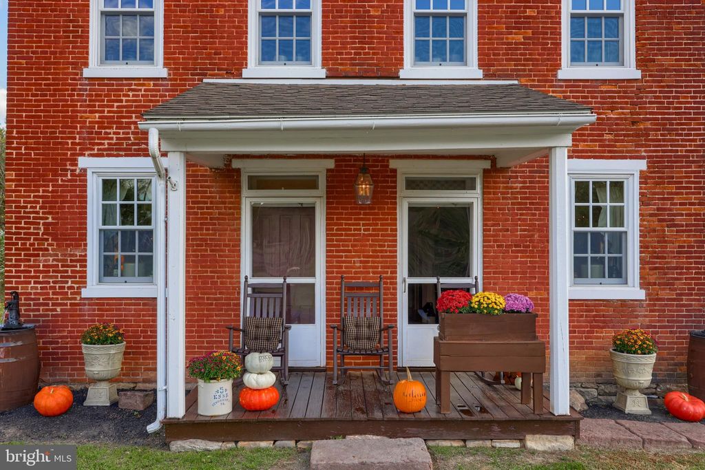 Photo of 97 Zartman Mill Road, Lititz, PA 17543 (MLS # PALA2057664)