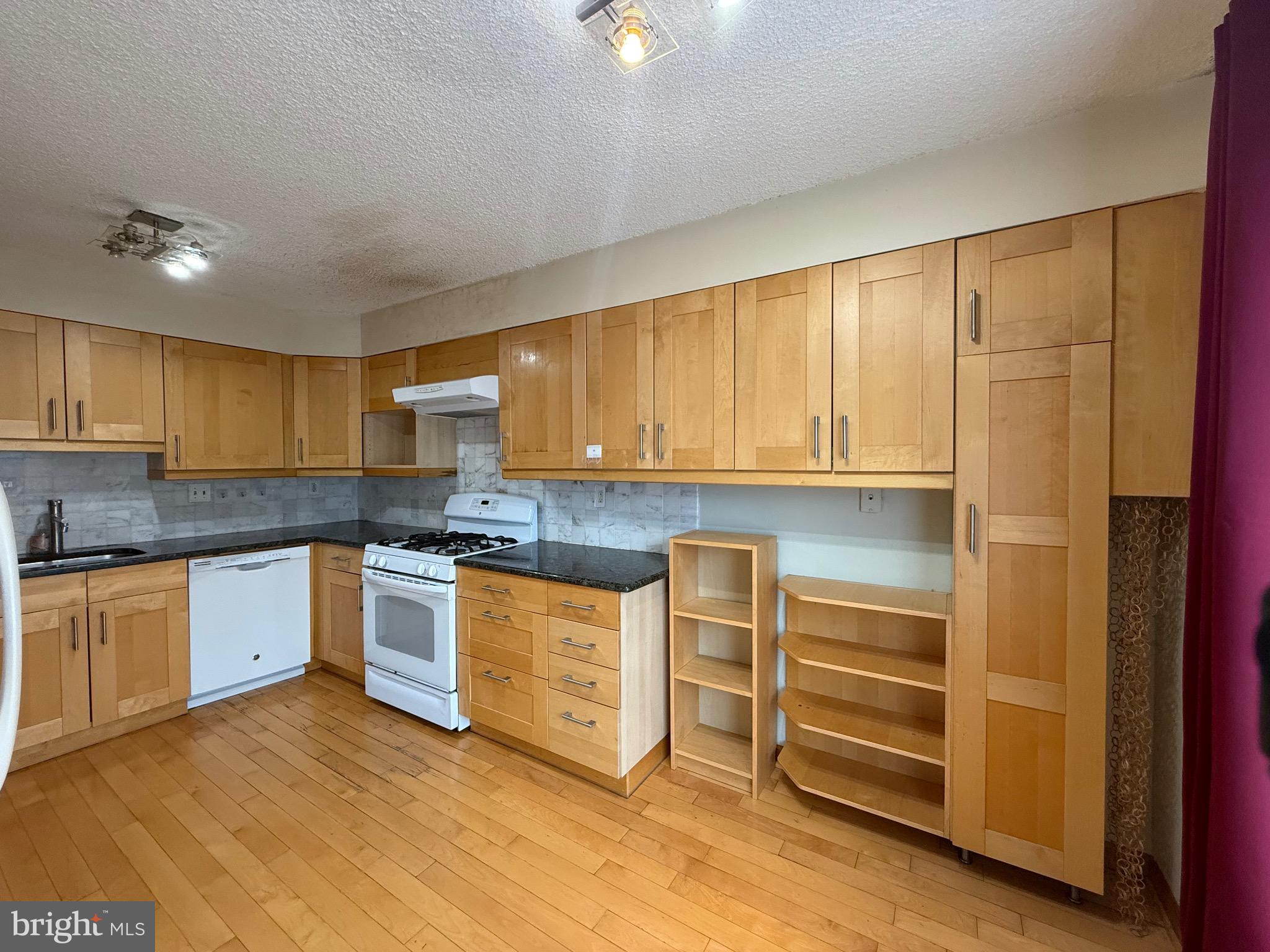 BRADFORD HILLS - Residential Lease