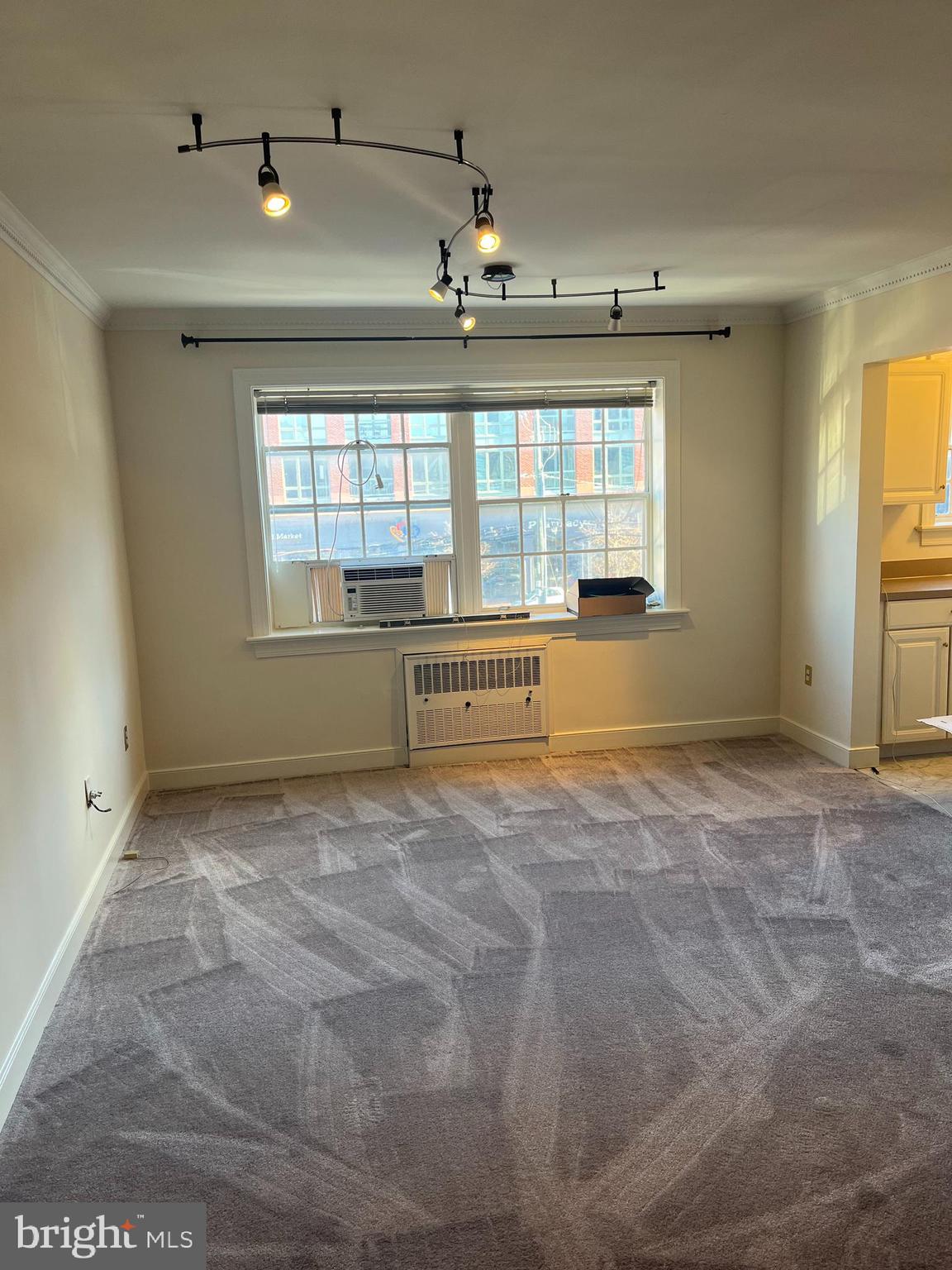 OLD TOWN - Residential Lease