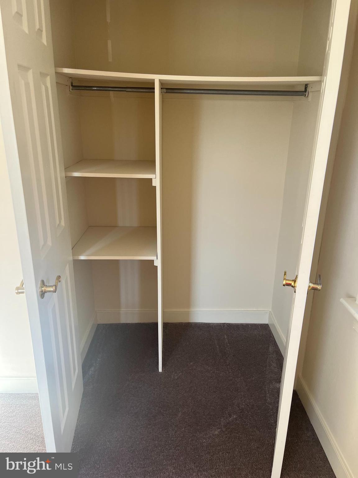 OLD TOWN - Residential Lease